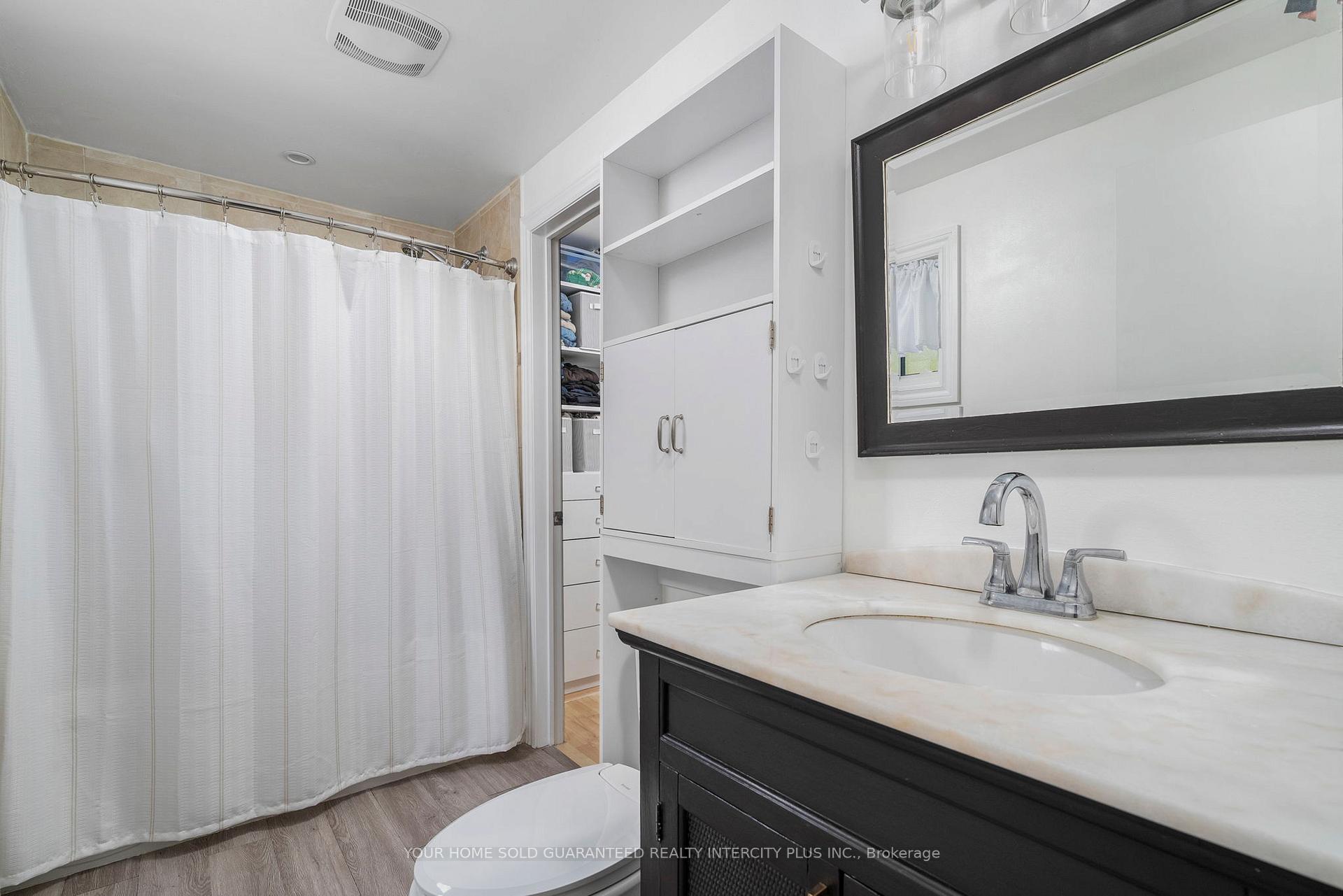 Photo 25 of 54 Lowder Place, Whitby, Blue Grass Meadows — HOMEH