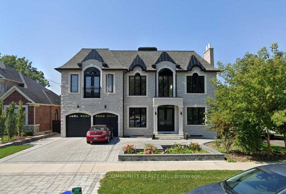 Front of Unit Bsmt, 118 Queen Street