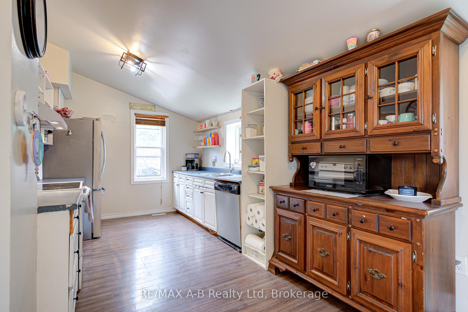 Photo 18 of 195936 19TH Line, Zorra, Kintore — HOMEH