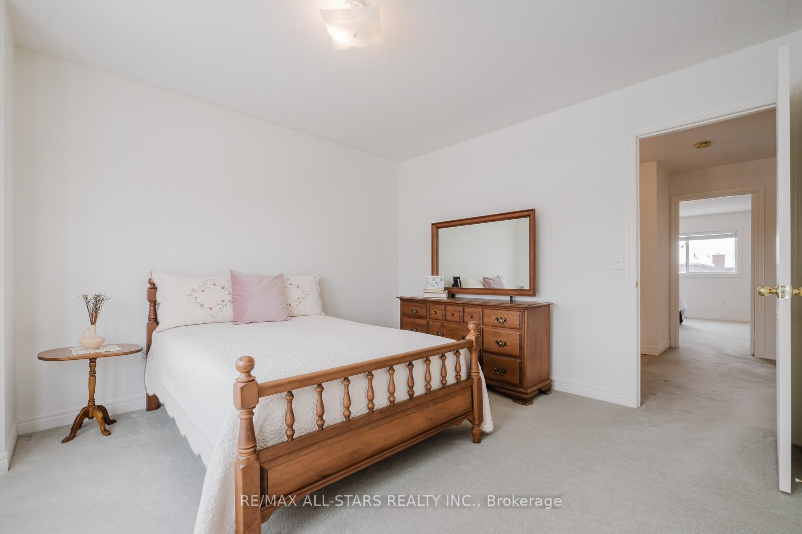 Photo 16 of 14 Bloomsbury Road, Markham, Greensborough — HOMEH