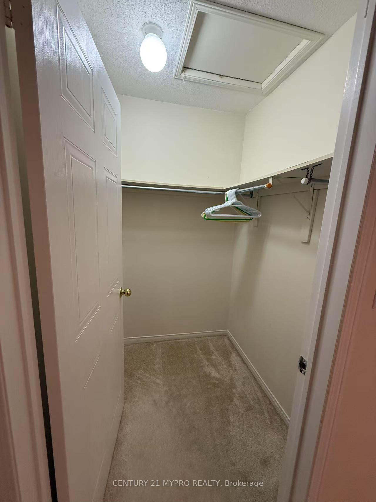Photo 16 of 46 Breakwater Drive, Whitby, Port Whitby — HOMEH