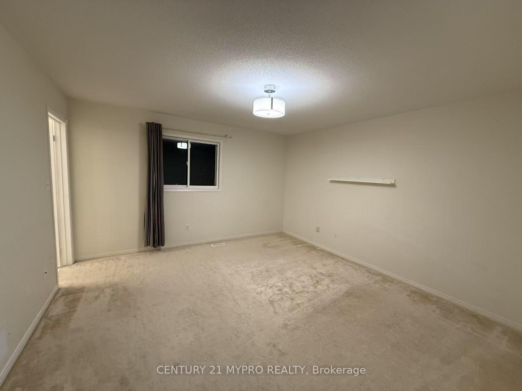 Photo 17 of 46 Breakwater Drive, Whitby, Port Whitby — HOMEH