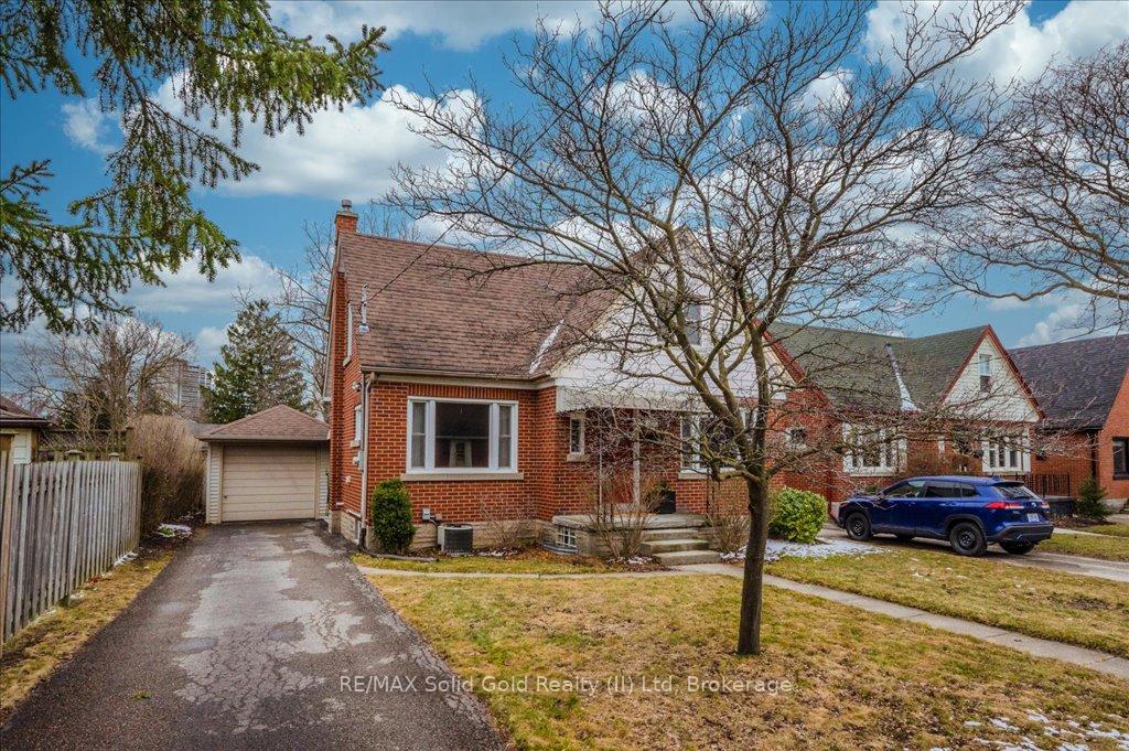 Photo 2 of 167 Lucan Avenue, Waterloo — HOMEH