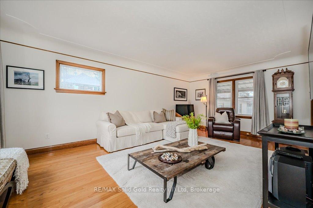 Photo 6 of 167 Lucan Avenue, Waterloo — HOMEH