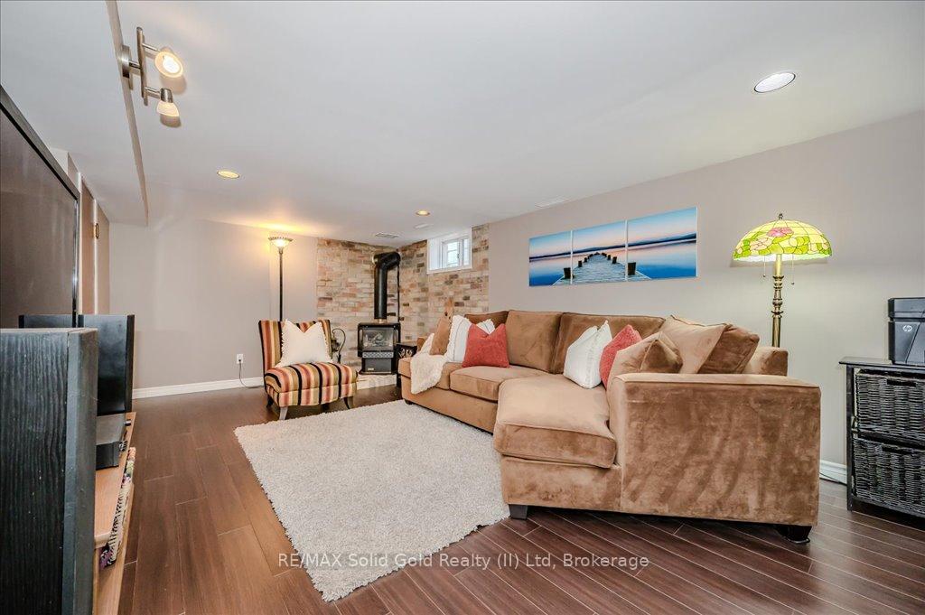 Photo 29 of 167 Lucan Avenue, Waterloo — HOMEH