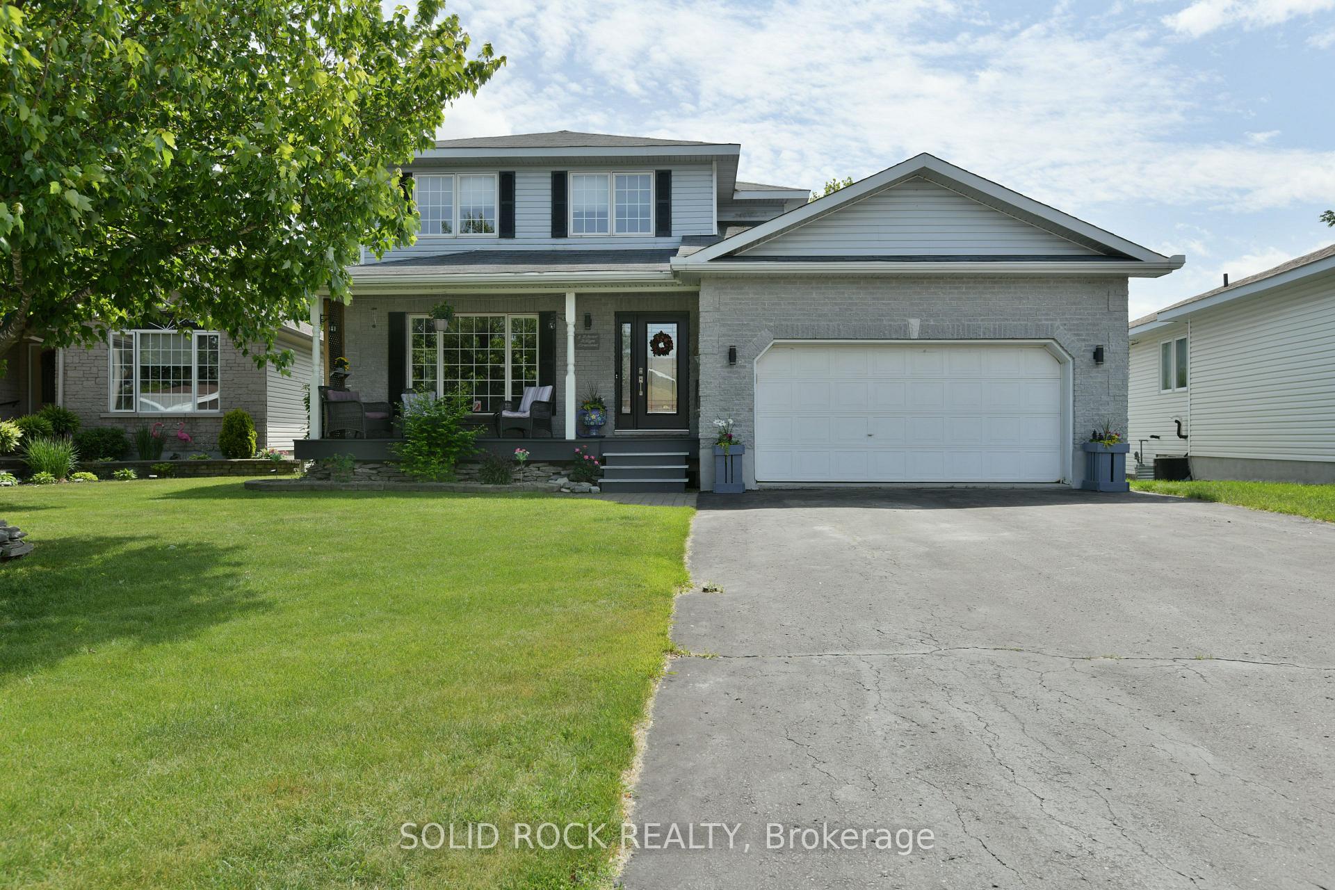 Front of 3 River Ridge Crescent