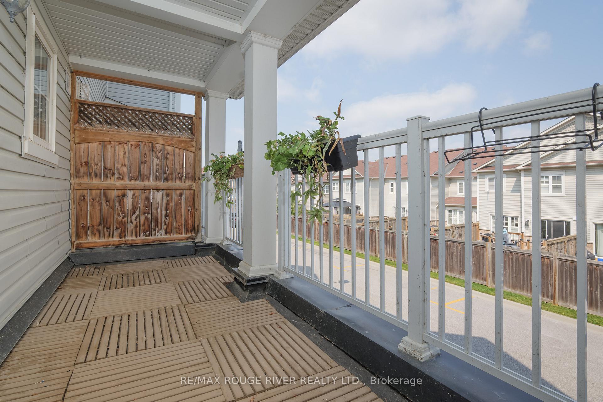 Photo 13 of 92 Harbourside Drive, Whitby, Port Whitby — HOMEH