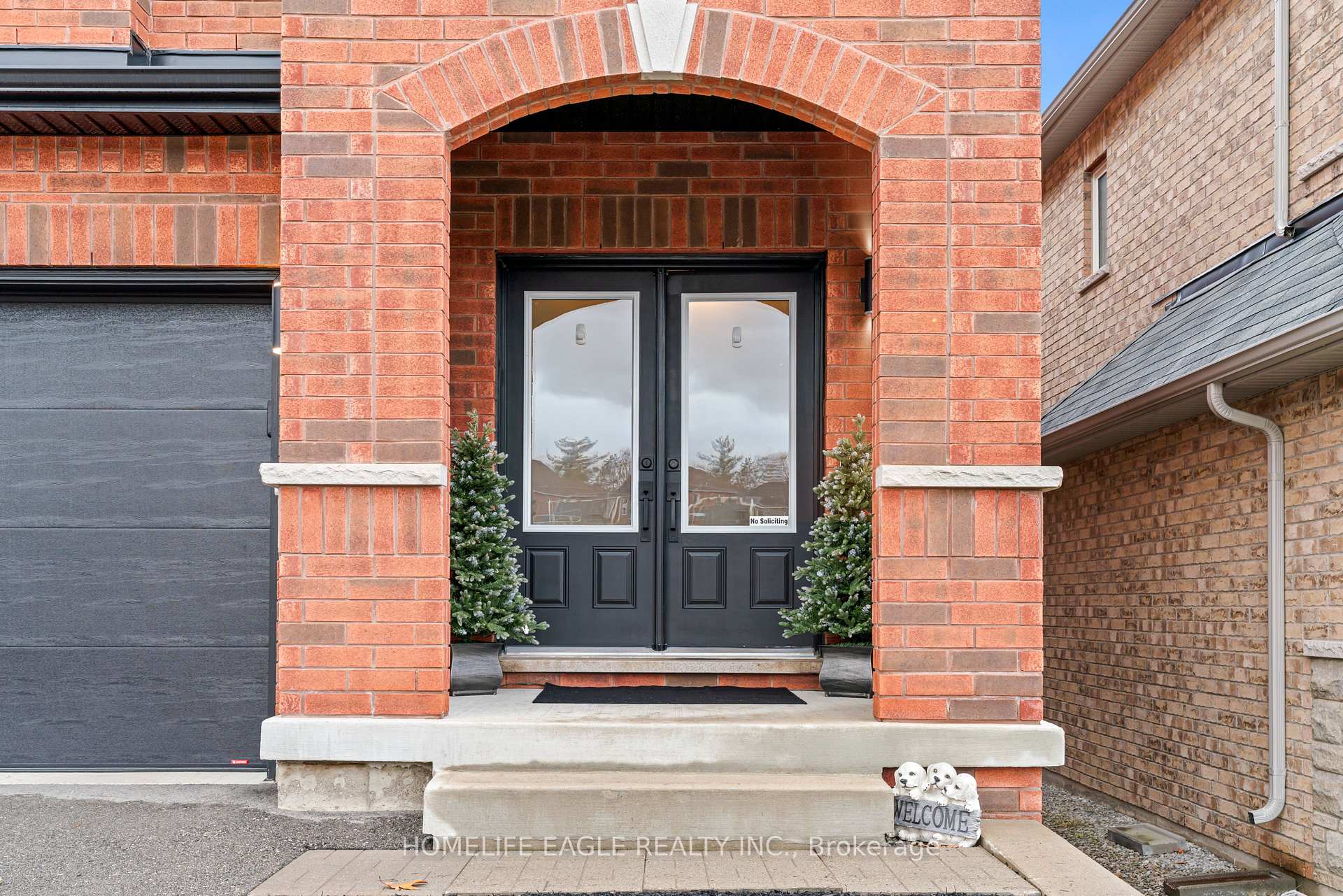 Photo 2 of 5 Muirfield Drive, Barrie, Ardagh — HOMEH