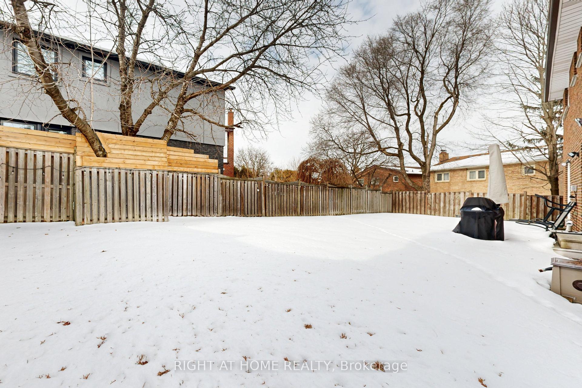 Photo 44 of 68 Willowbrook Road, Markham, Aileen-Willowbrook — HOMEH