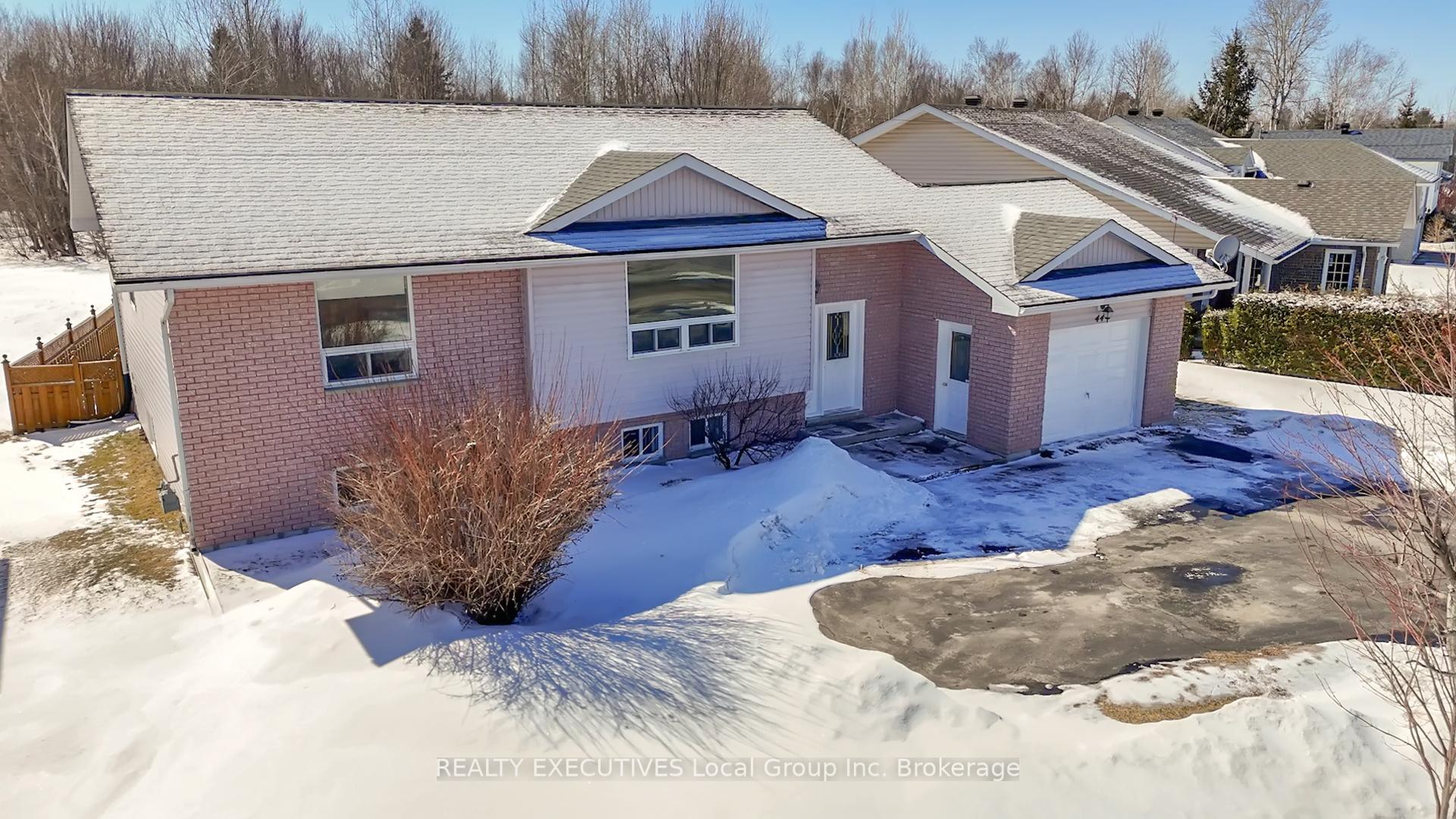 Photo 1 of 44 River Front Drive, West Nipissing, Sturgeon Falls — HOMEH