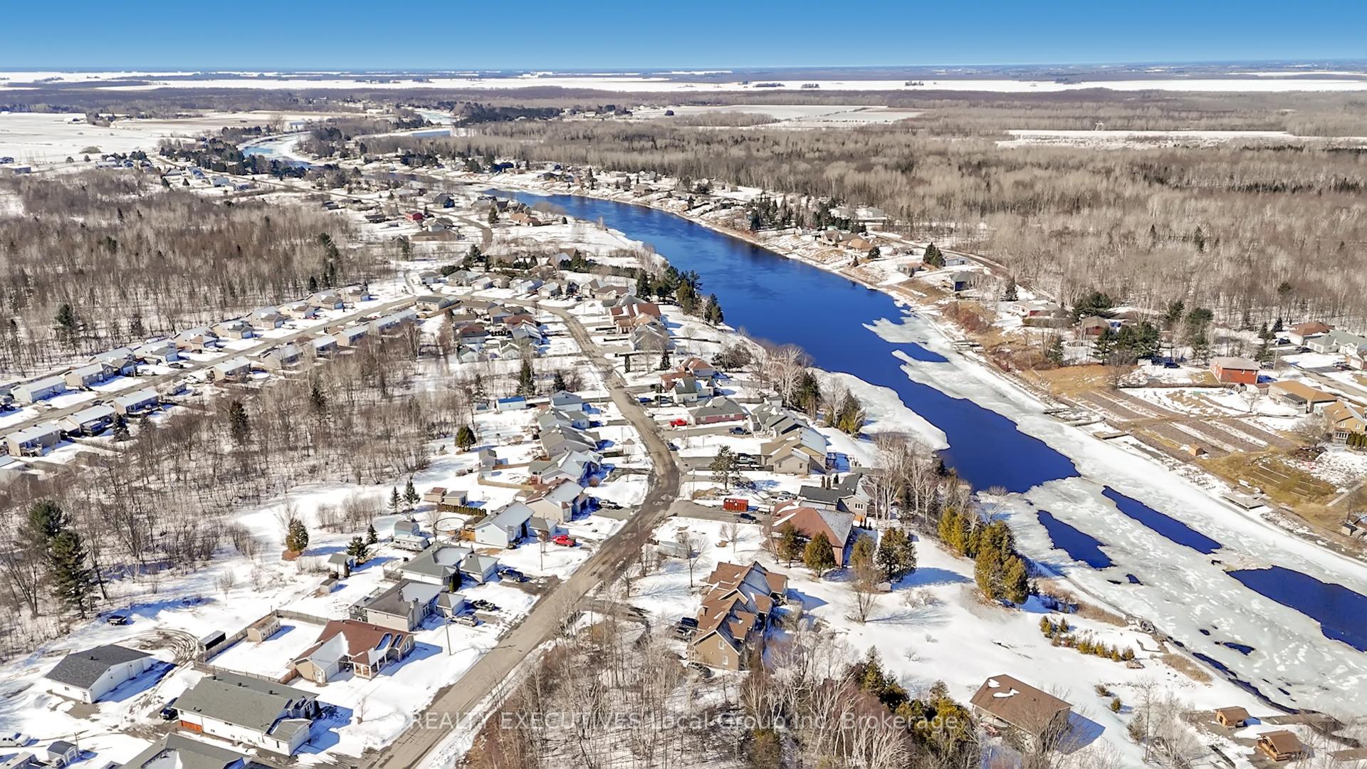 Photo 45 of 44 River Front Drive, West Nipissing, Sturgeon Falls — HOMEH