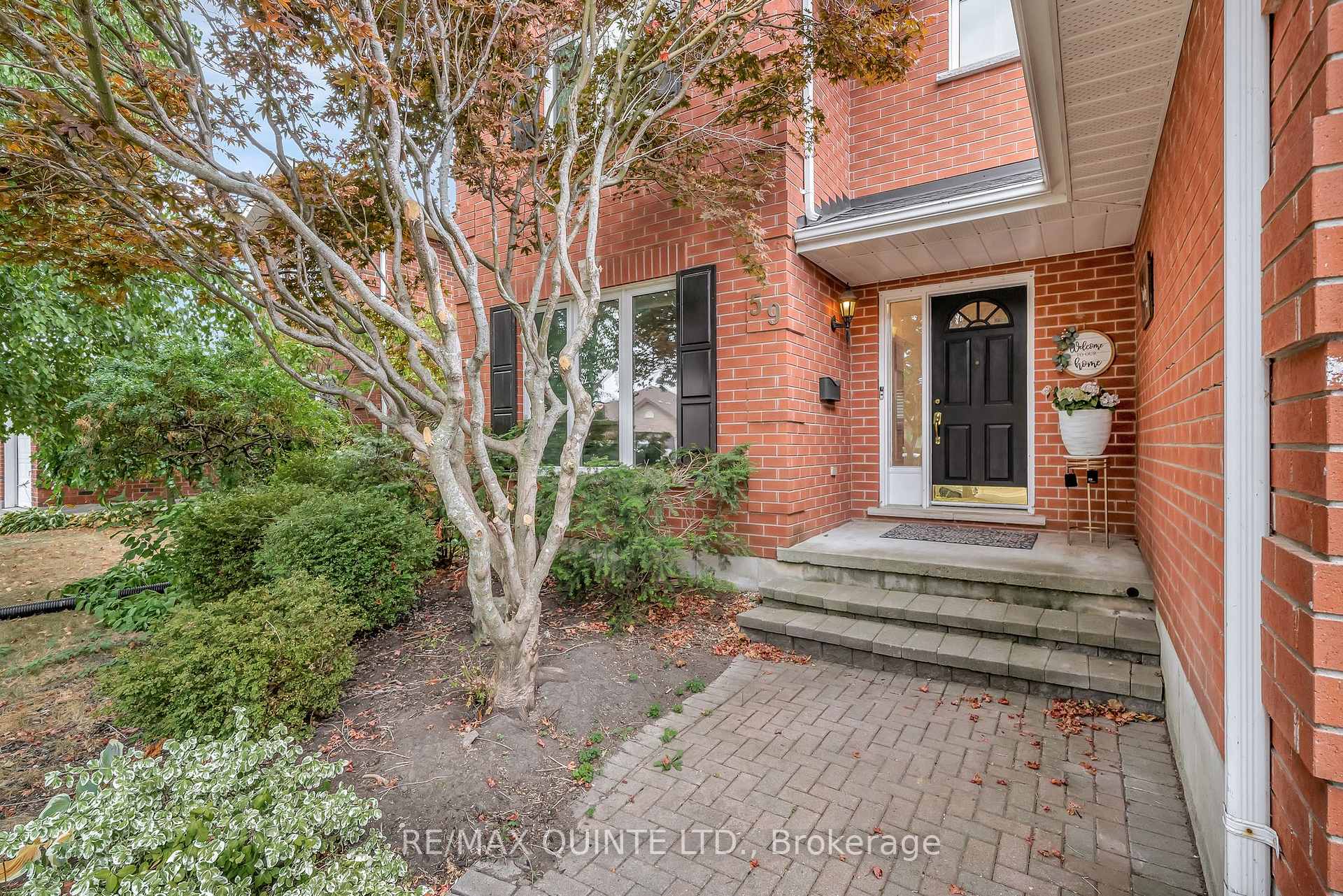Photo 4 of 59 Oak Ridge Boulevard, Belleville, Belleville Ward — HOMEH