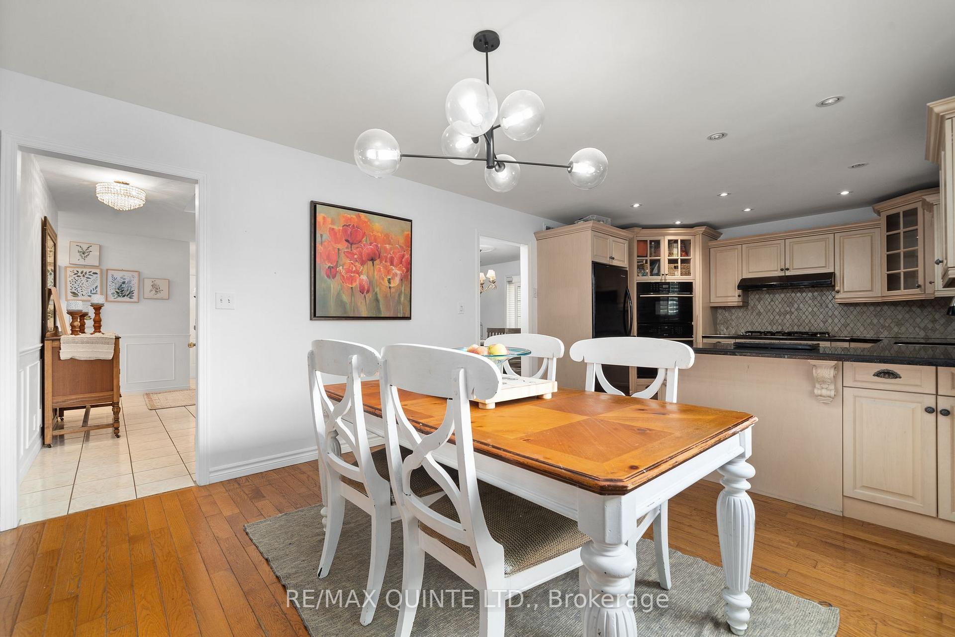 Photo 13 of 59 Oak Ridge Boulevard, Belleville, Belleville Ward — HOMEH
