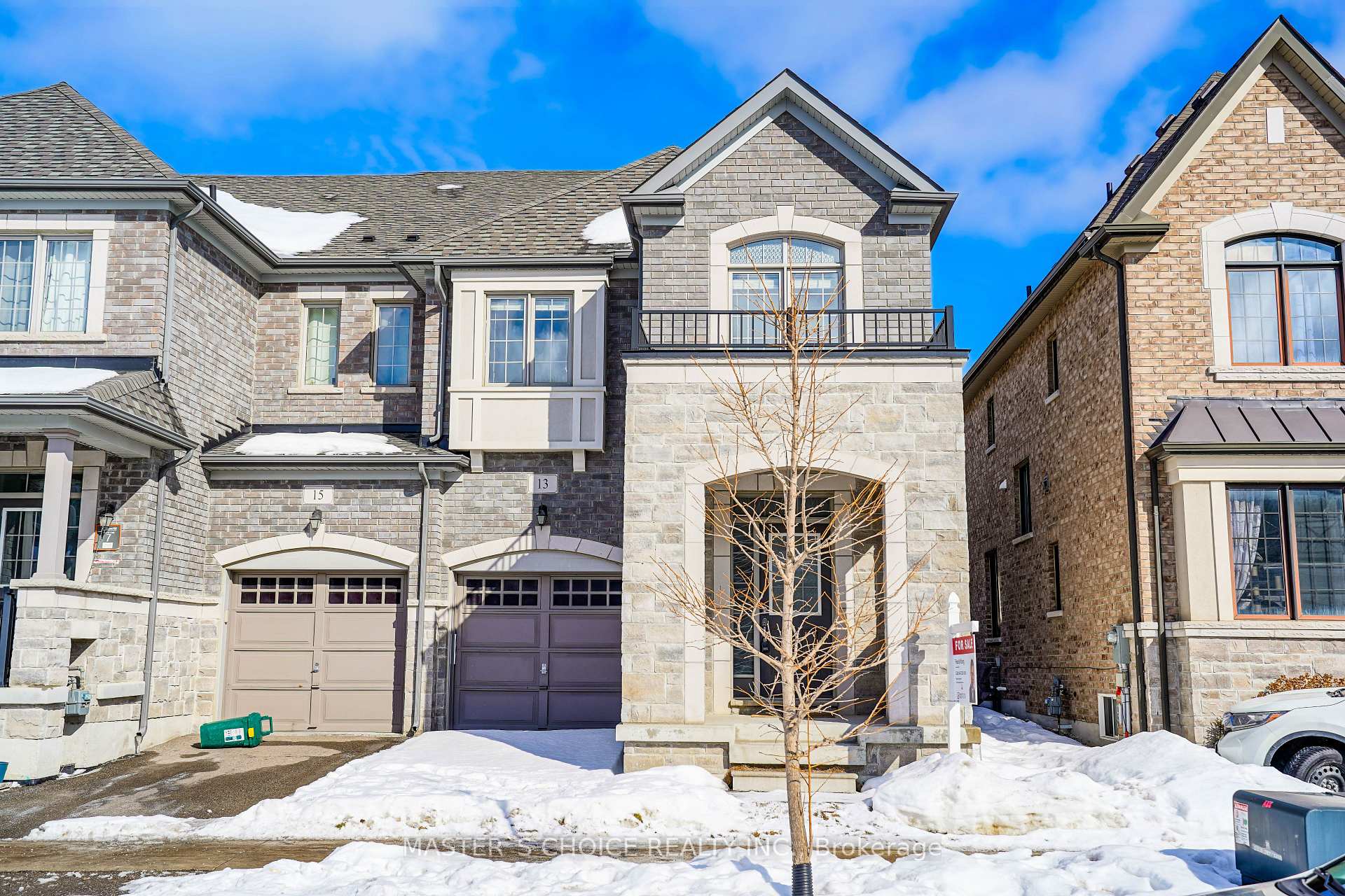 Front of 13 Collier Crescent