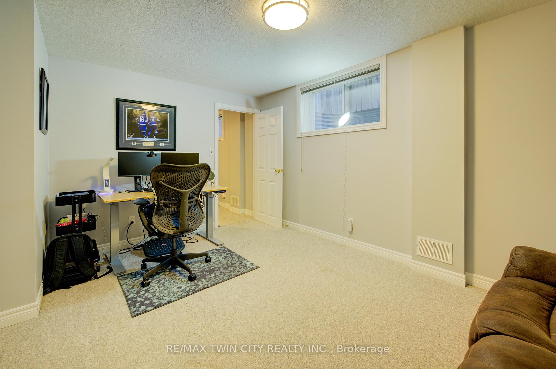 Photo 4 of 523 Brigantine Drive, Waterloo — HOMEH