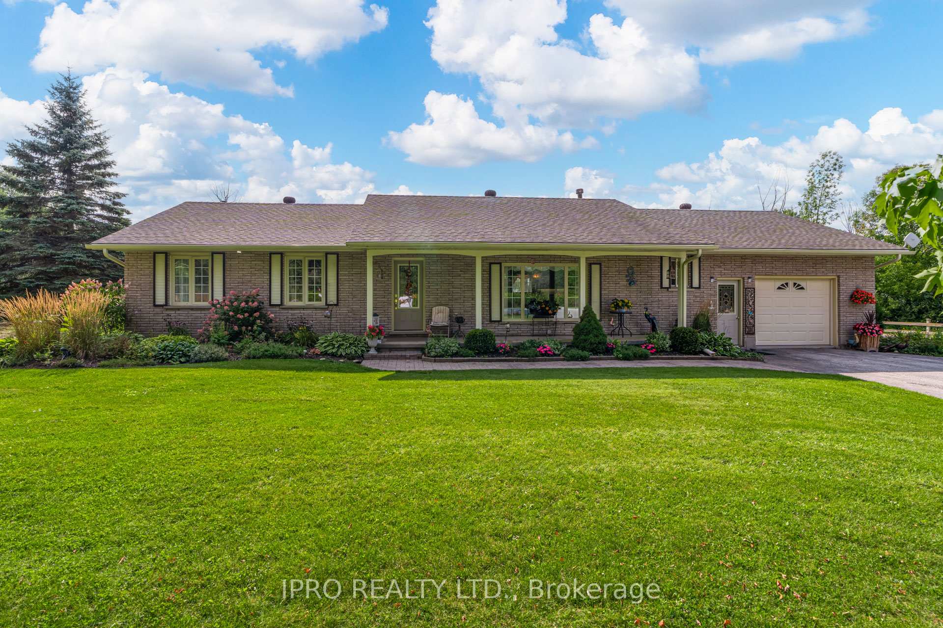 Front of 333424 Concession Rd 1