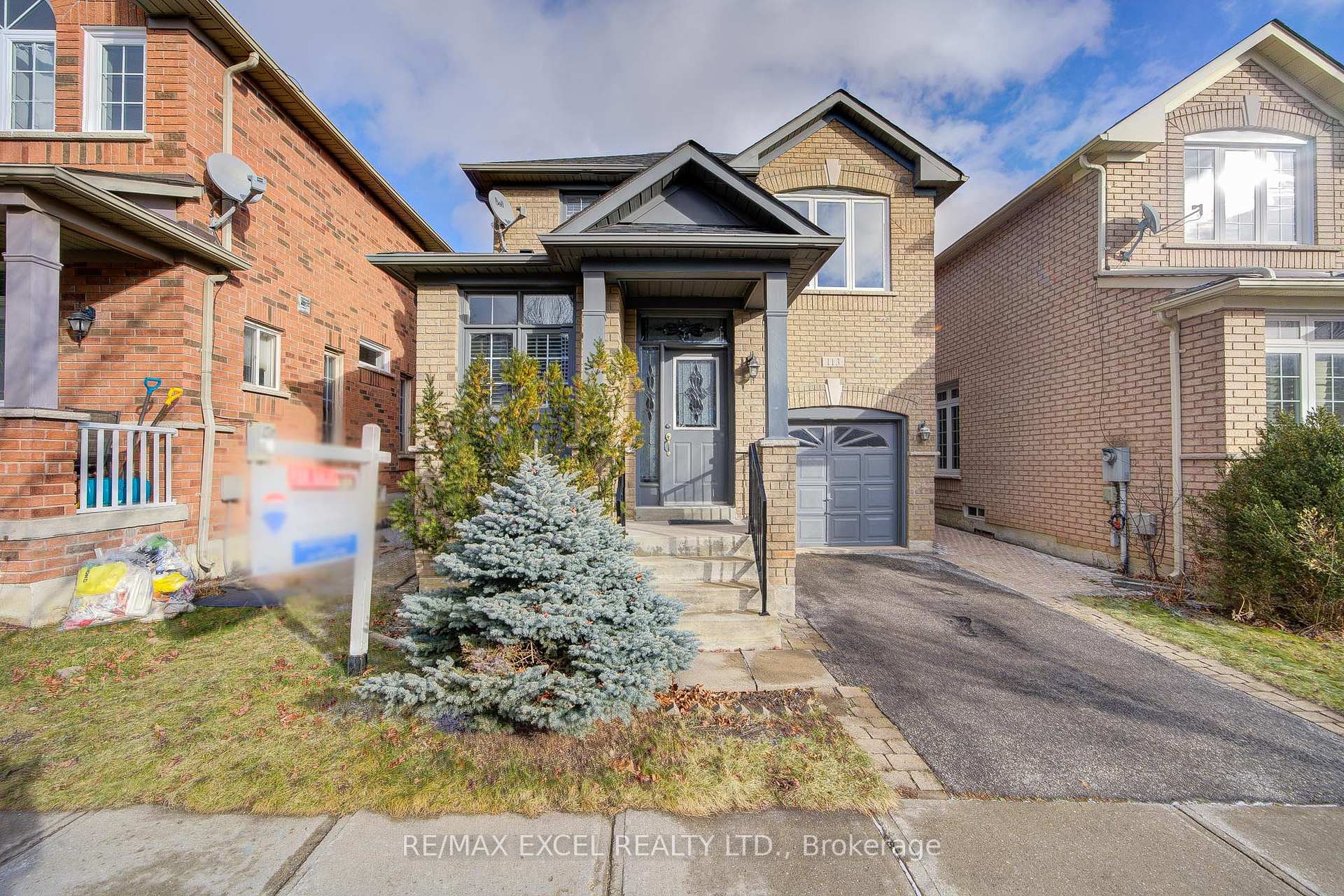 Photo 1 of 113 Brock Avenue, Markham, Berczy — HOMEH