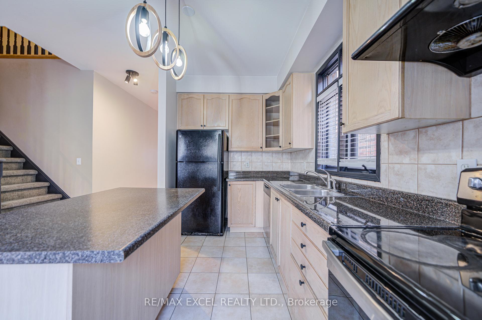 Photo 17 of 113 Brock Avenue, Markham, Berczy — HOMEH