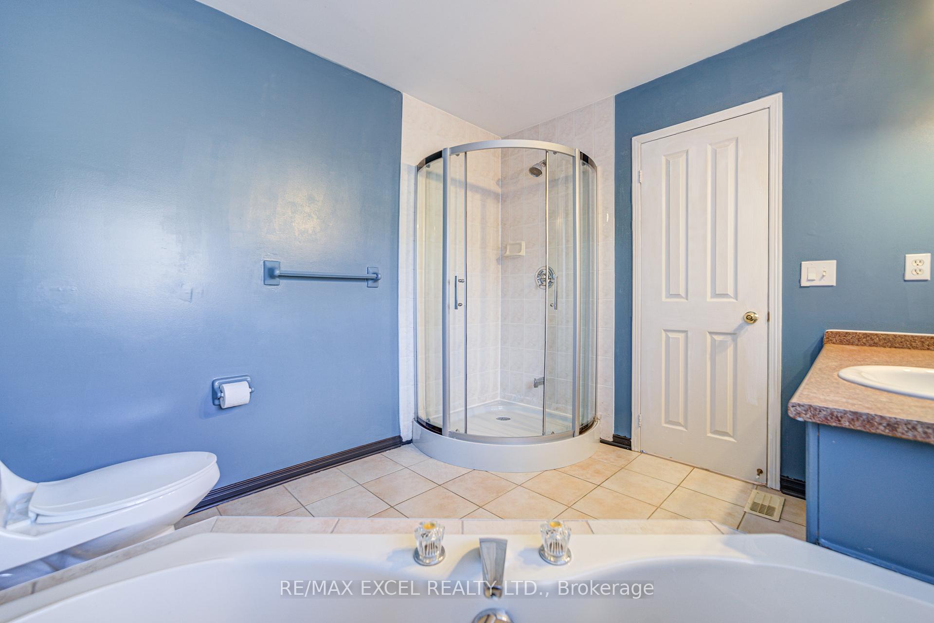 Photo 23 of 113 Brock Avenue, Markham, Berczy — HOMEH