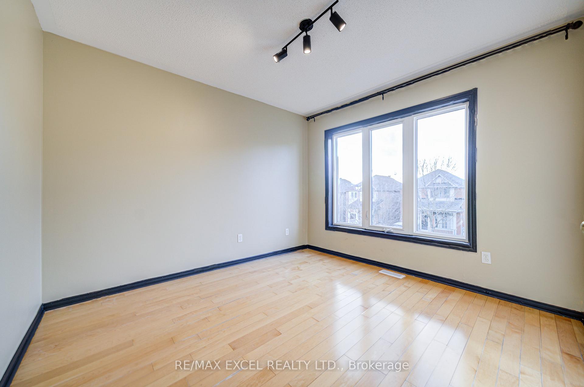 Photo 29 of 113 Brock Avenue, Markham, Berczy — HOMEH