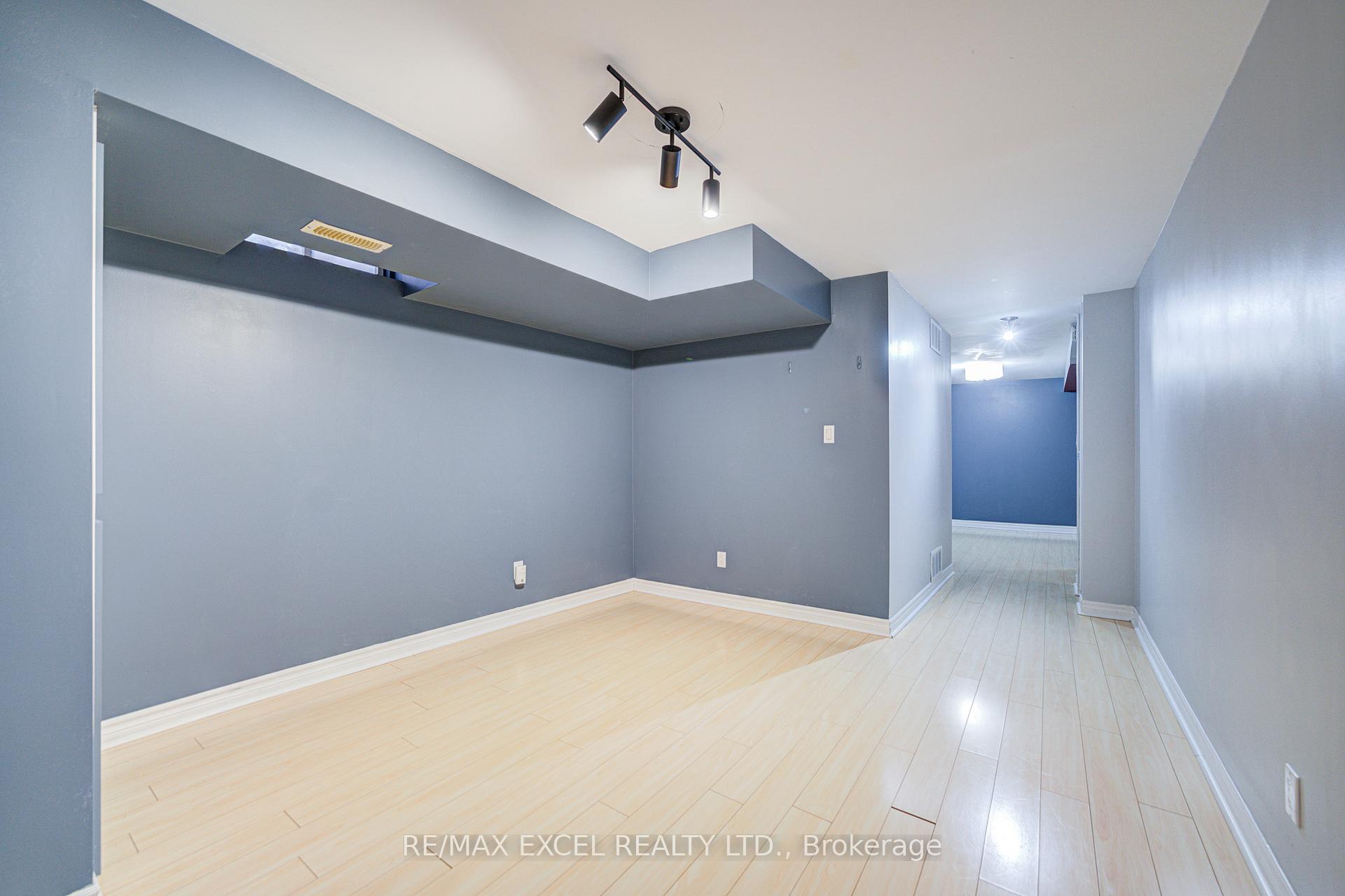 Photo 35 of 113 Brock Avenue, Markham, Berczy — HOMEH