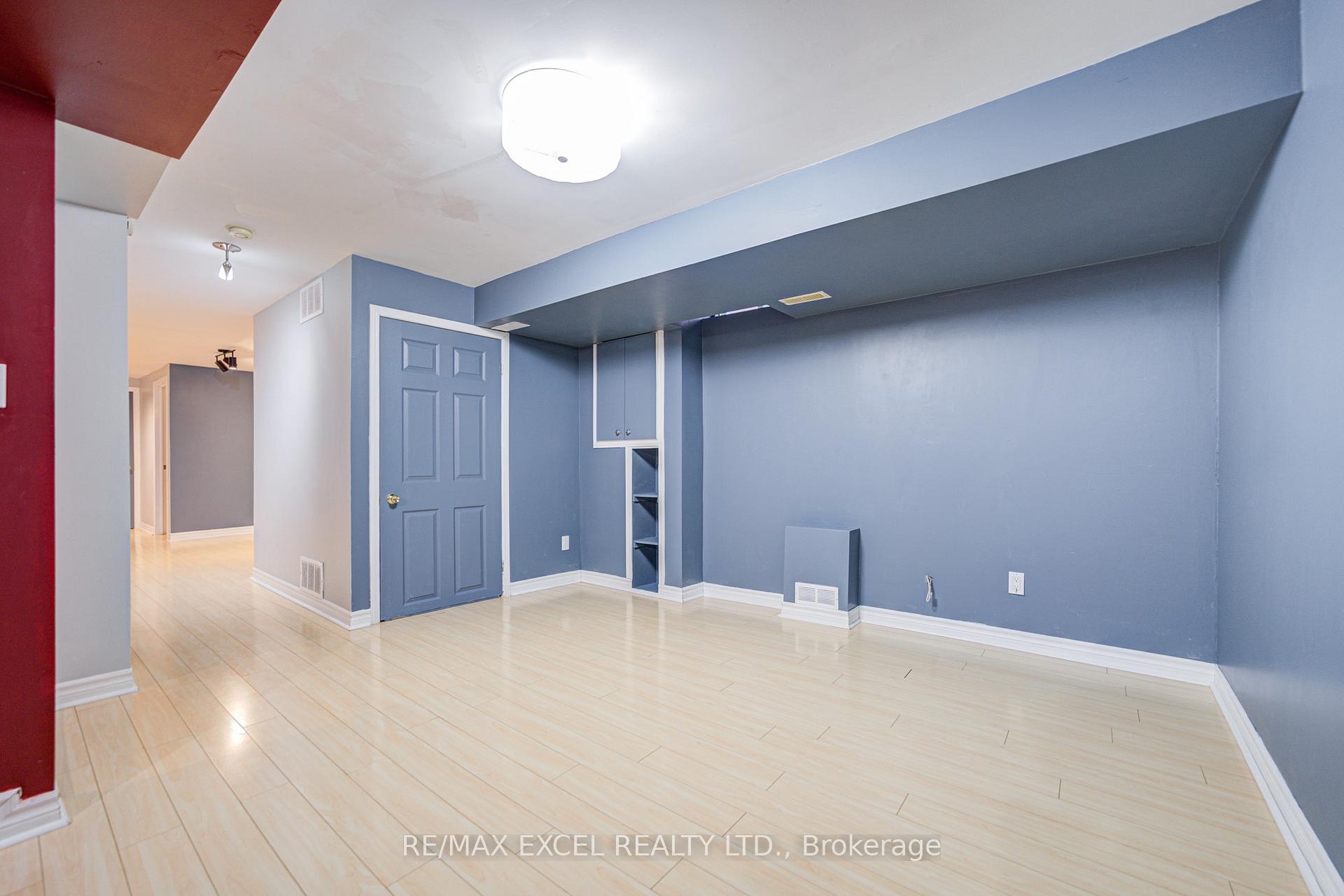 Photo 39 of 113 Brock Avenue, Markham, Berczy — HOMEH