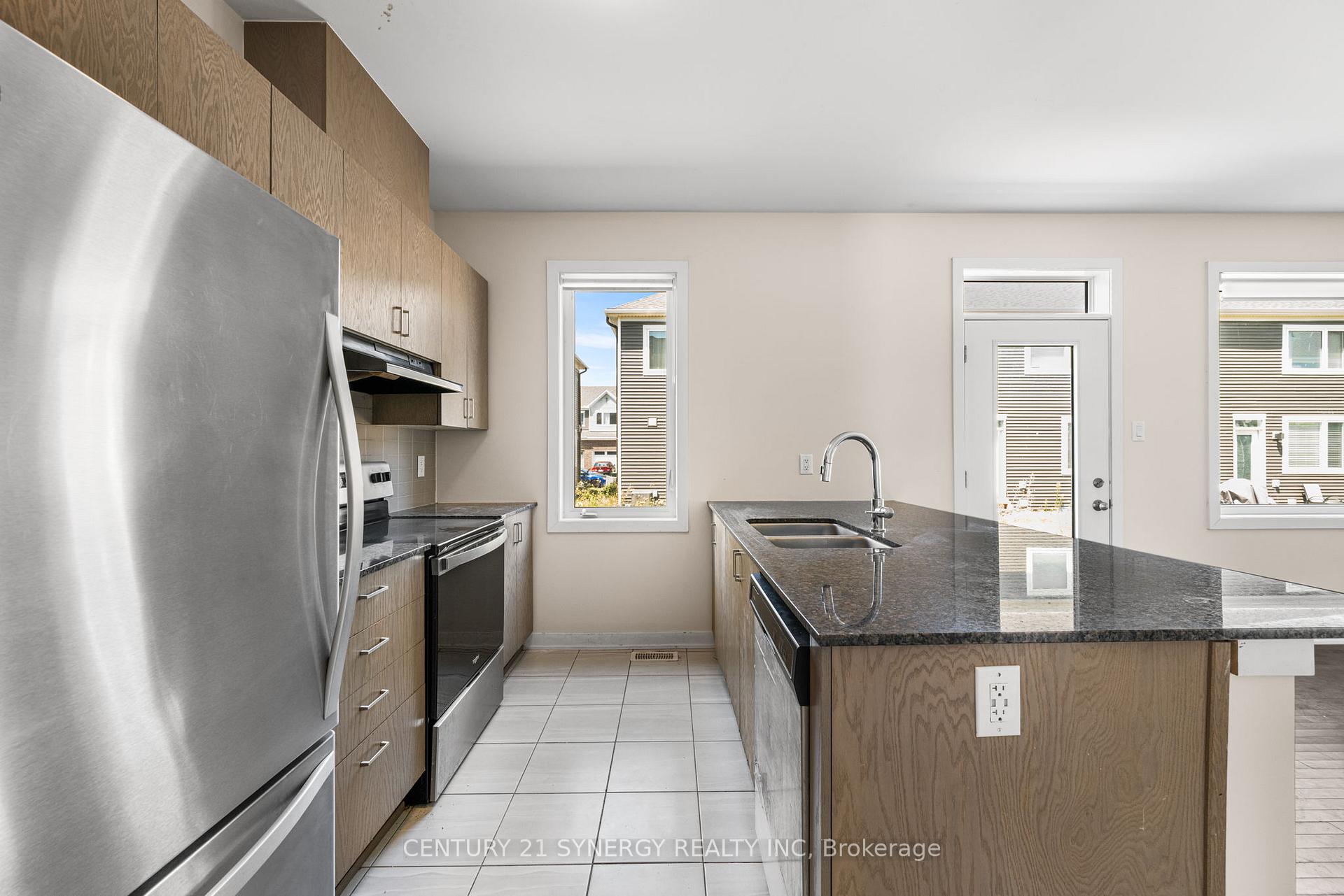Photo 12 of 617 Chillerton Drive, Ottawa, Barrhaven - Half Moon Bay — HOMEH