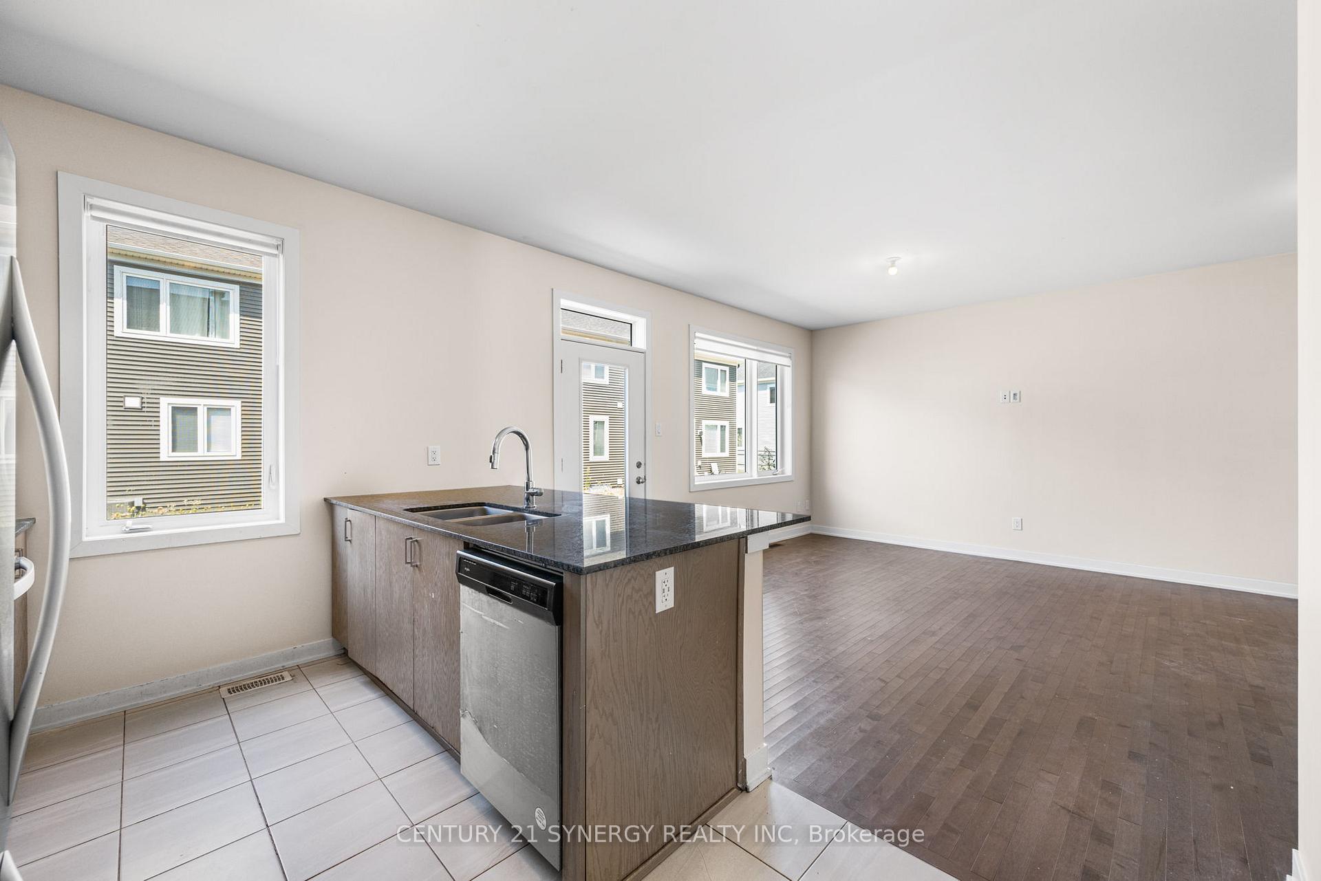 Photo 15 of 617 Chillerton Drive, Ottawa, Barrhaven - Half Moon Bay — HOMEH