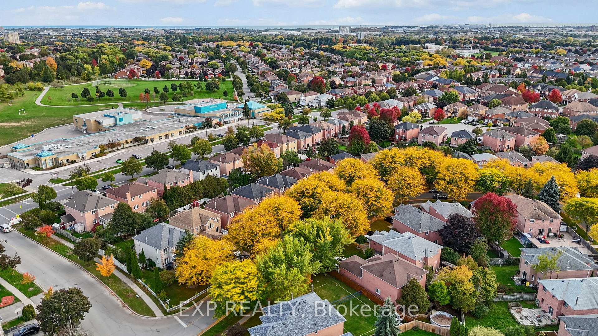 Photo 38 of 7 Macdermott Drive, Ajax, Central West — HOMEH