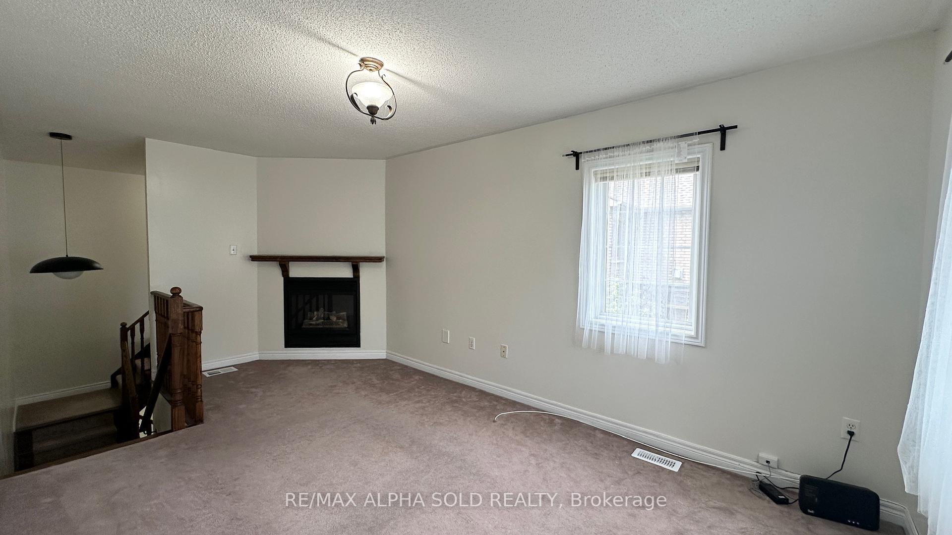 Photo 4 of 132 October Lane, Aurora, Aurora Grove — HOMEH