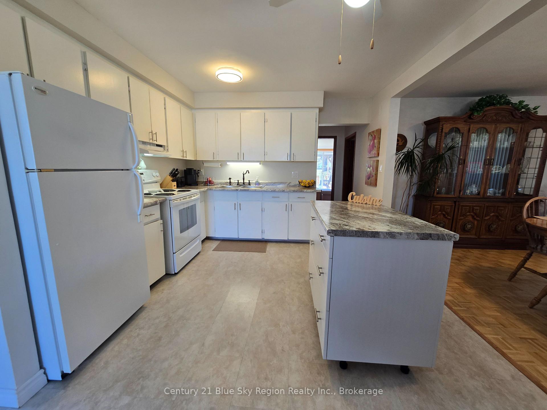 Photo 8 of 62 Railway Street, West Nipissing, Sturgeon Falls — HOMEH