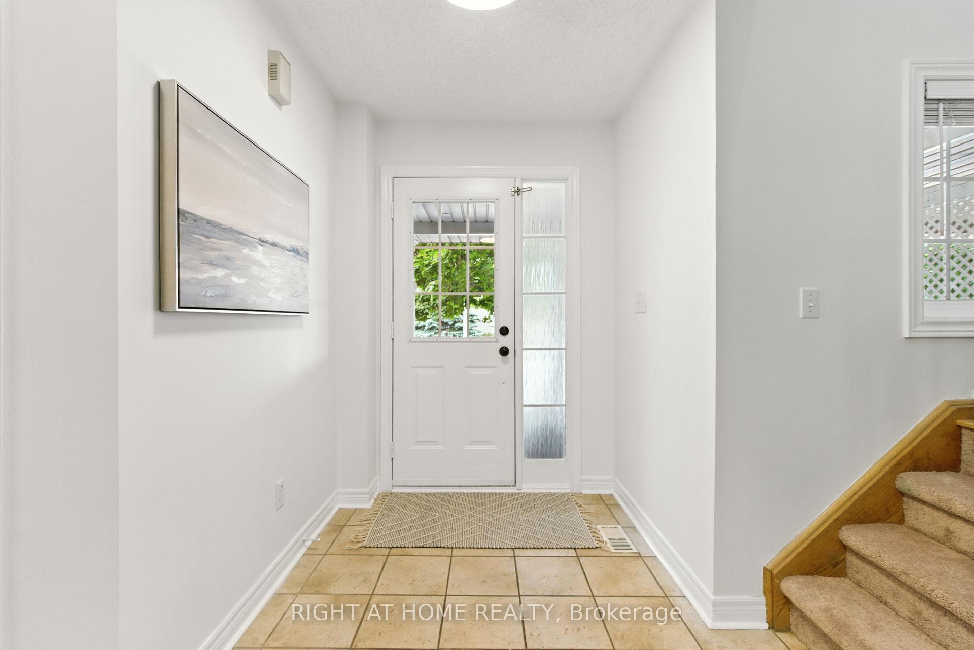 Photo 5 of 61 Corianne Avenue, Whitby, Brooklin — HOMEH