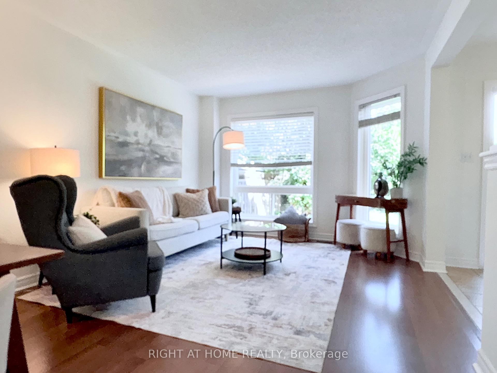 Photo 10 of 61 Corianne Avenue, Whitby, Brooklin — HOMEH
