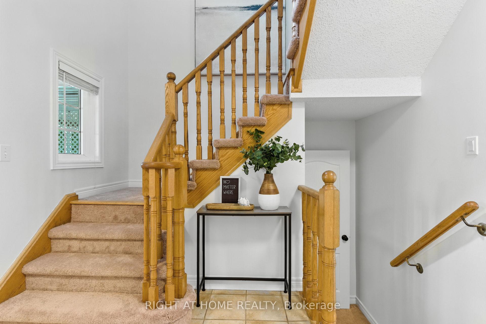 Photo 17 of 61 Corianne Avenue, Whitby, Brooklin — HOMEH