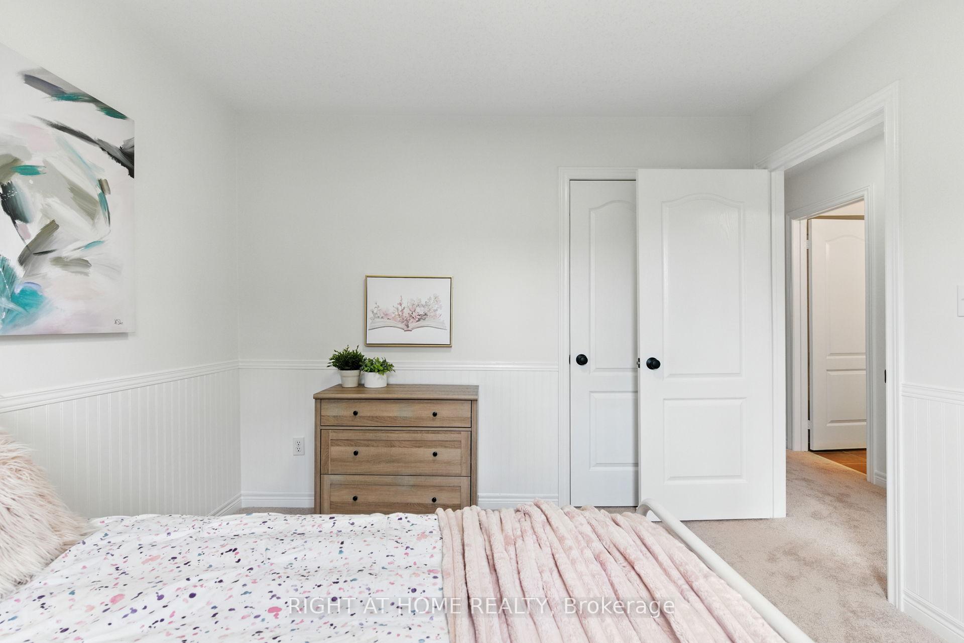 Photo 27 of 61 Corianne Avenue, Whitby, Brooklin — HOMEH