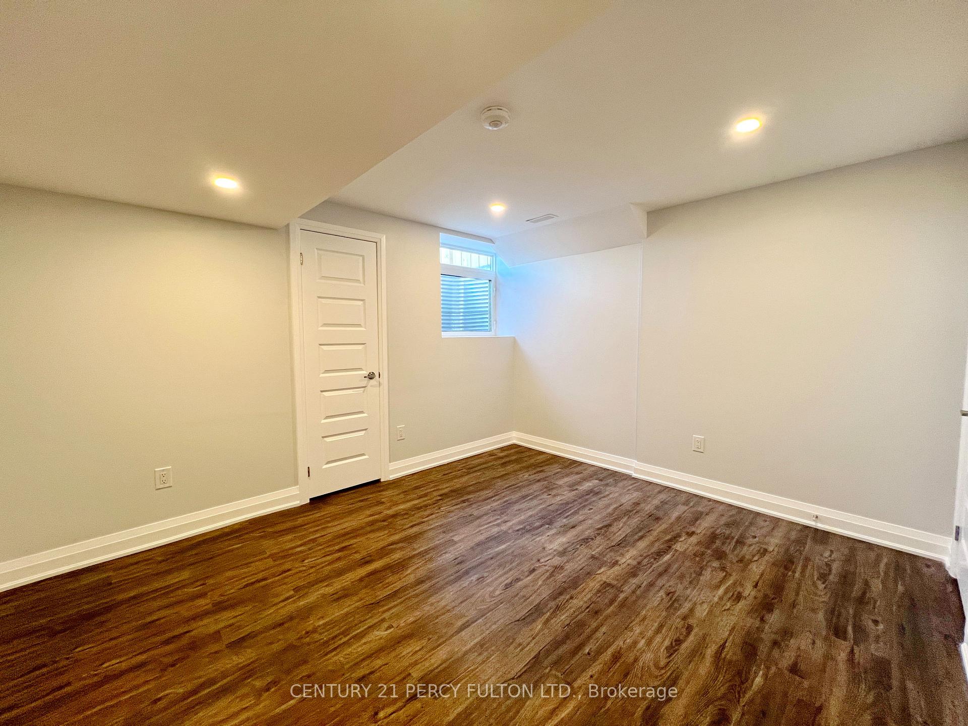 Photo 10 of 79 Barkerville Drive, Whitby, Rural Whitby — HOMEH
