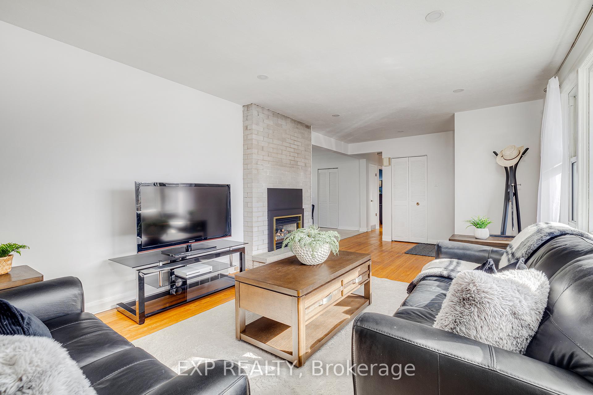 Photo 5 of 200 Bristol Street, Waterloo — HOMEH