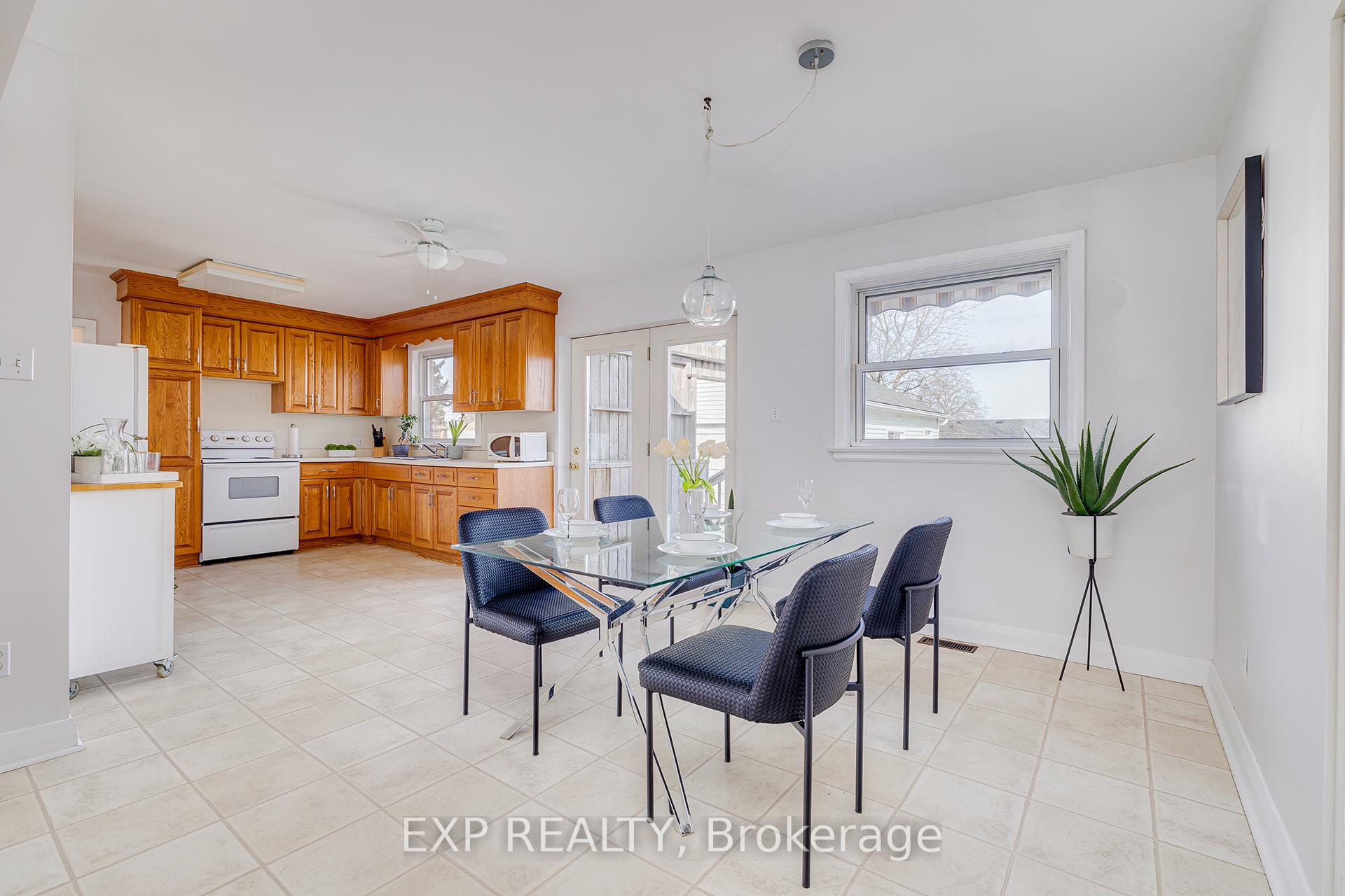 Photo 7 of 200 Bristol Street, Waterloo — HOMEH
