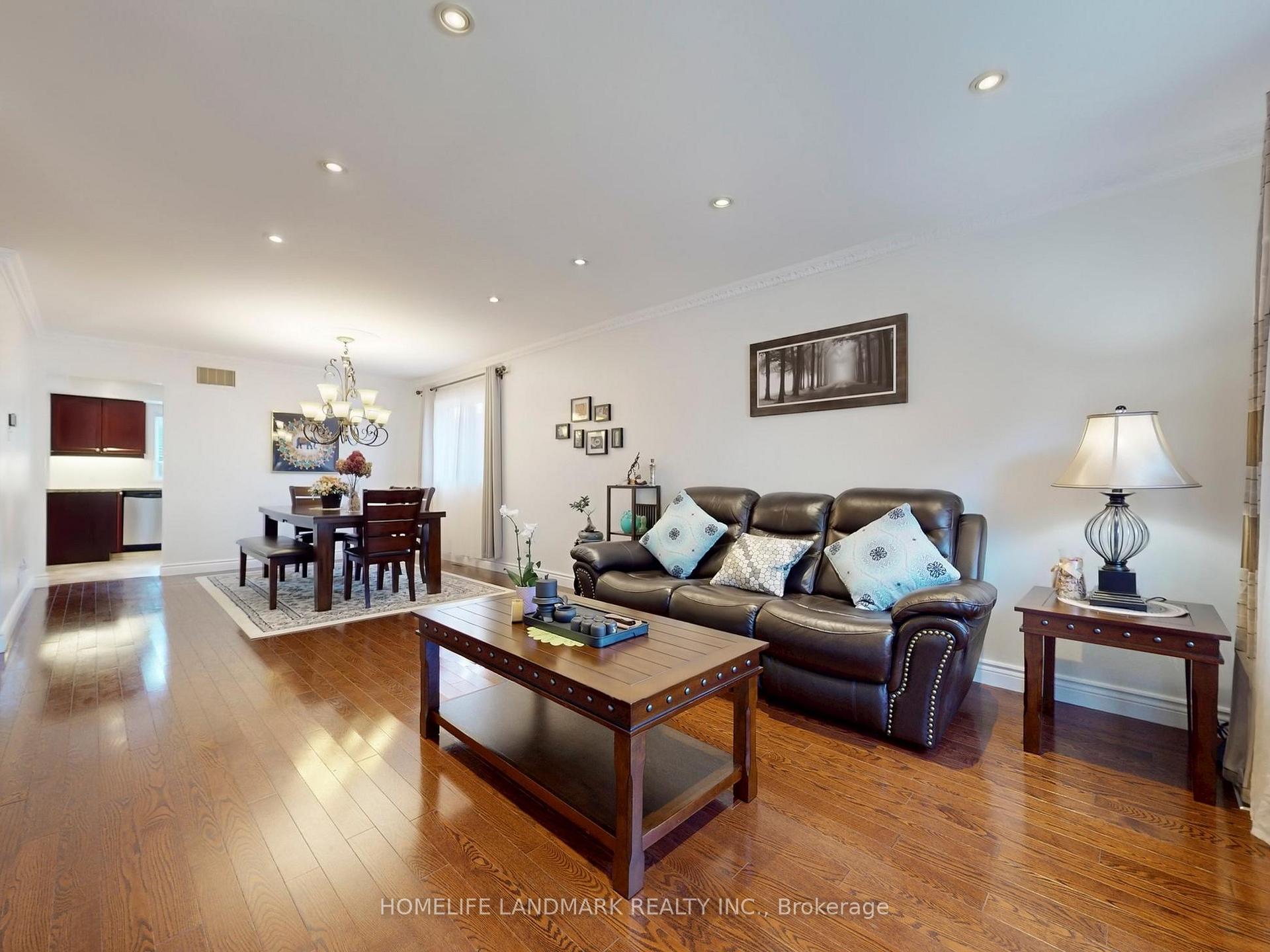 Photo 5 of 6 Broughton Court, Whitby, Pringle Creek — HOMEH