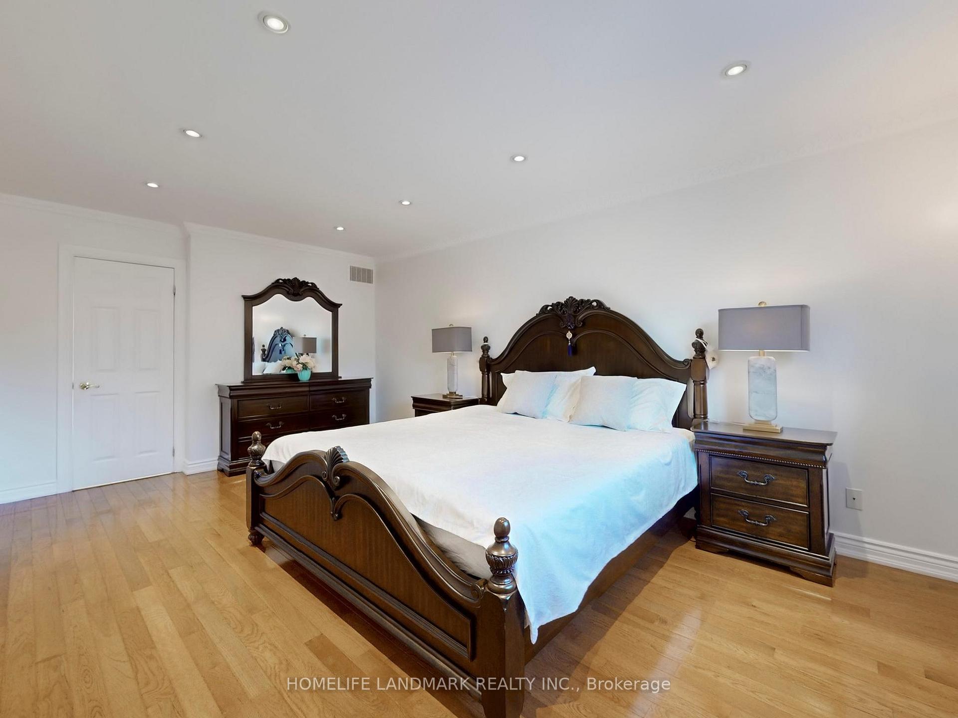 Photo 25 of 6 Broughton Court, Whitby, Pringle Creek — HOMEH
