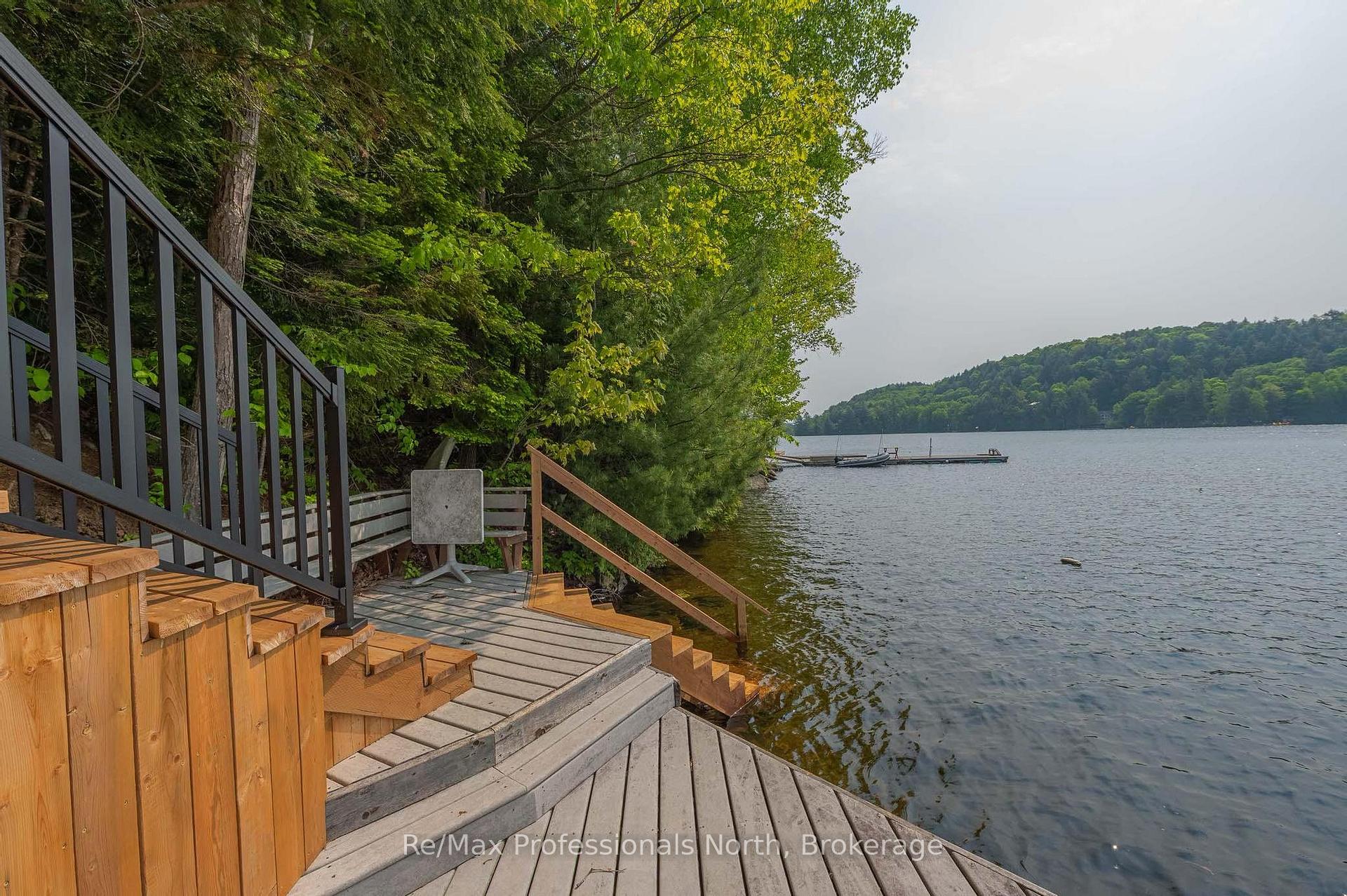 Photo 27 of 1024 Albert Lane E, Algonquin Highlands, Sherborne — HOMEH