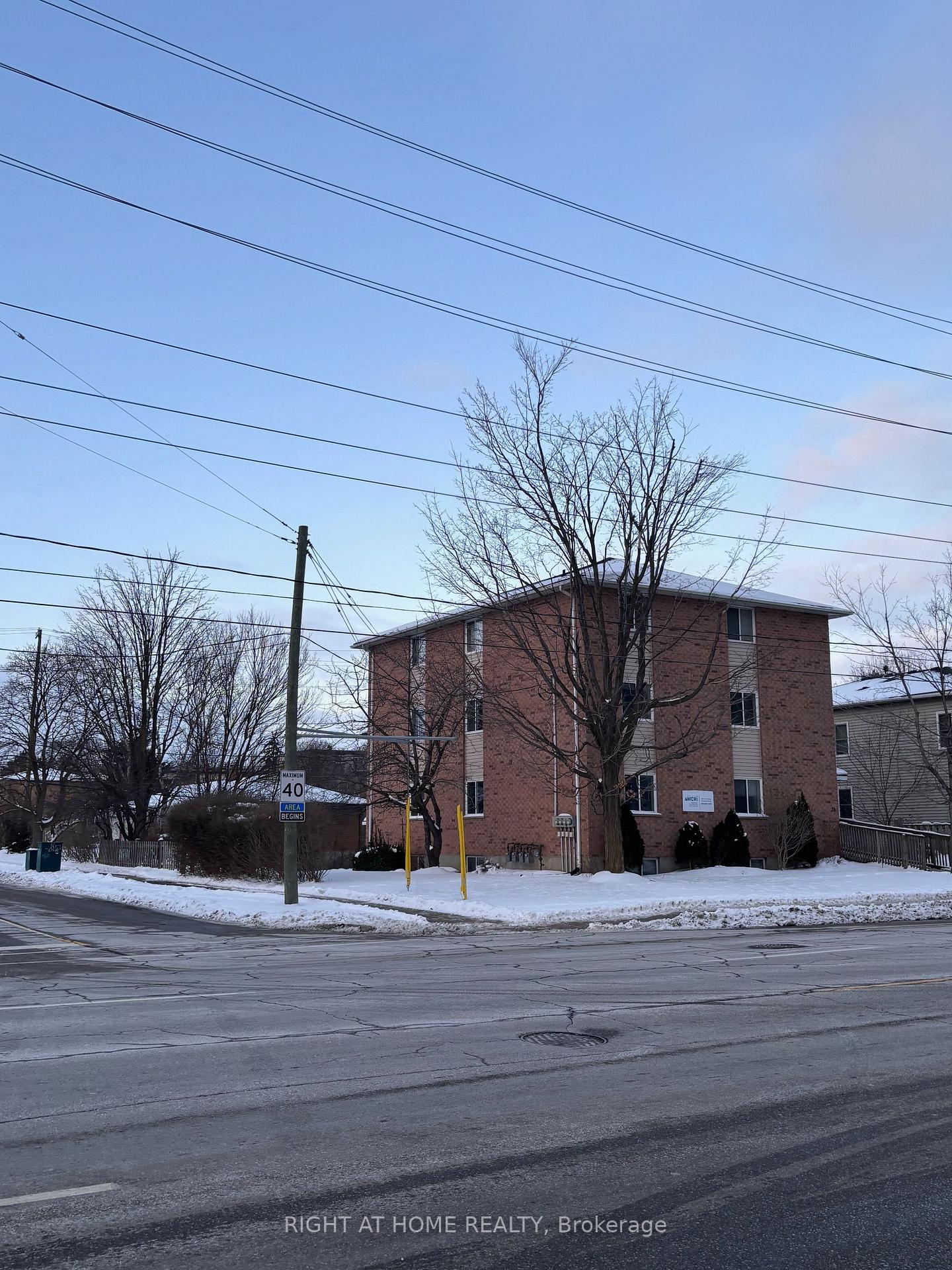 Front of 26 Columbia Street W