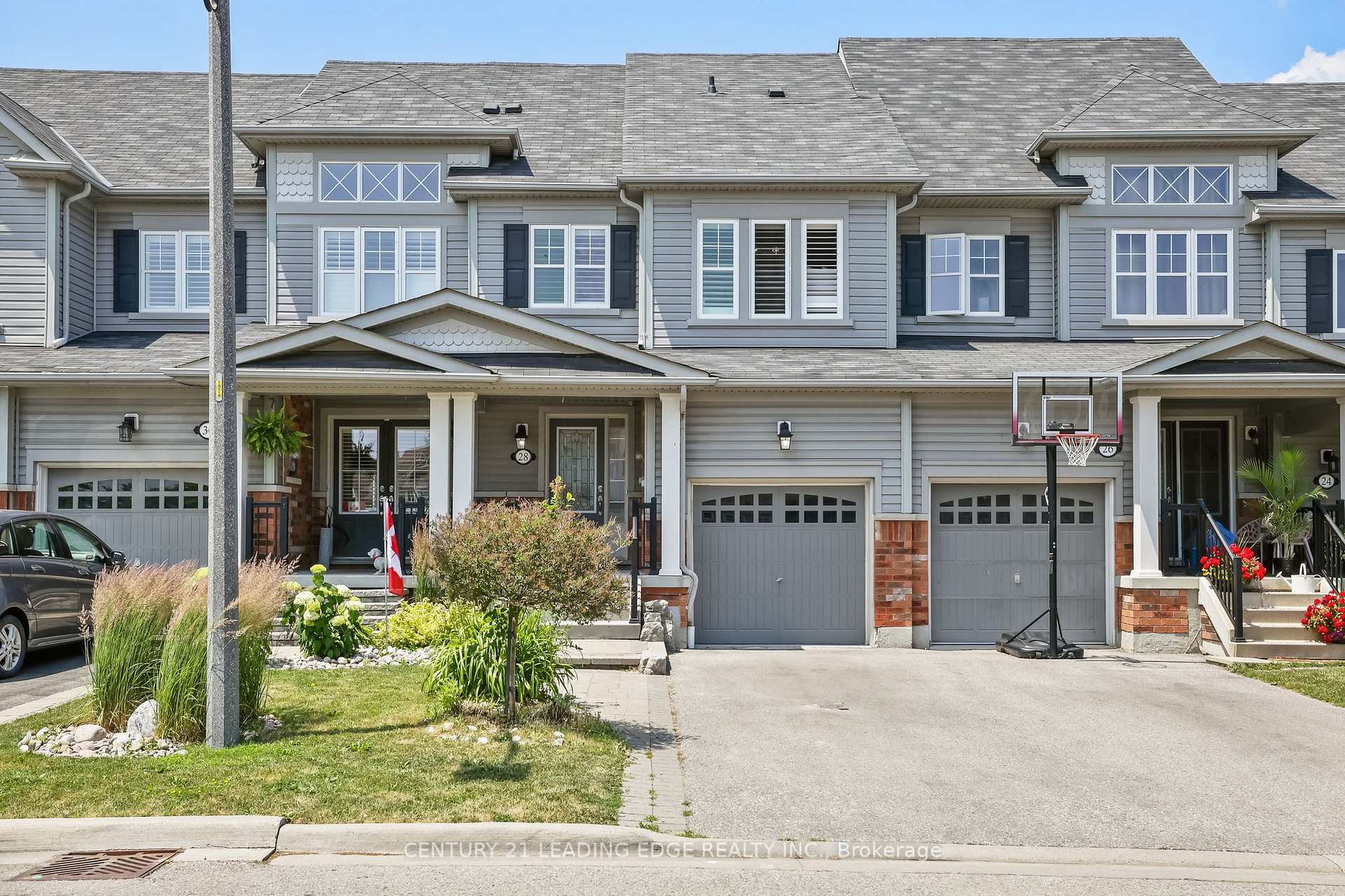 Front of 28 Harbourside Drive