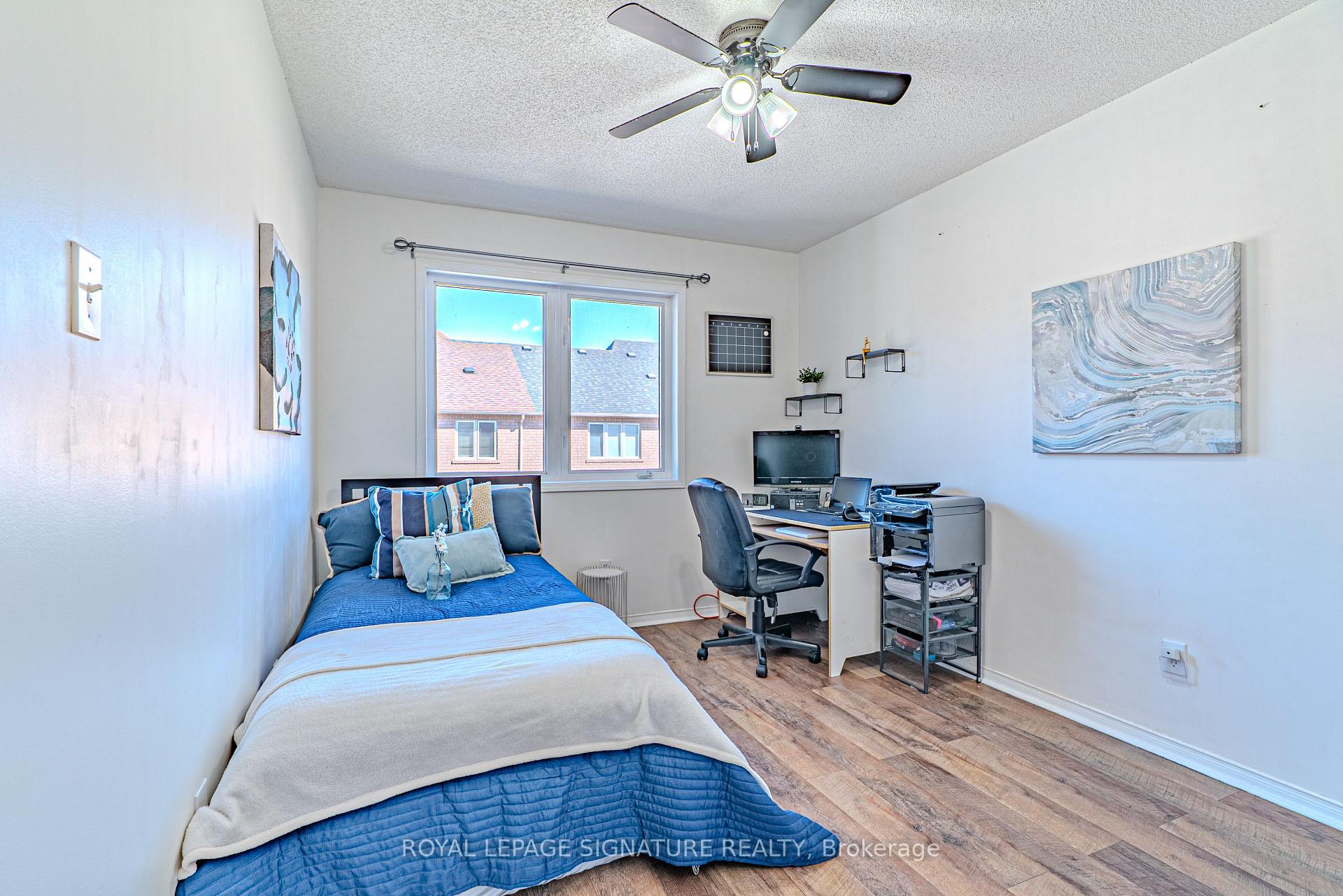 Photo 21 of 100 Stokely Crescent, Whitby, Downtown Whitby — HOMEH