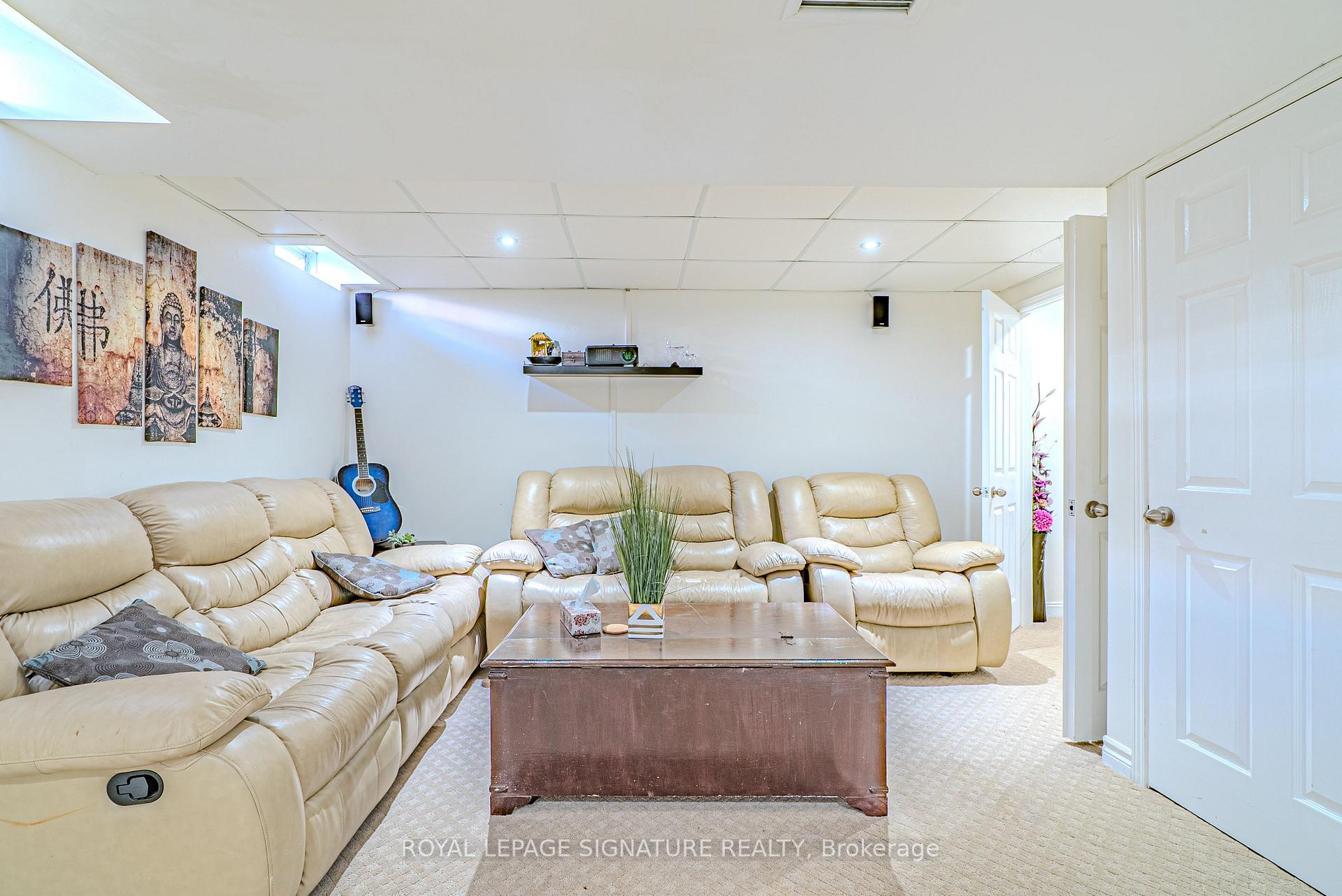 Photo 24 of 100 Stokely Crescent, Whitby, Downtown Whitby — HOMEH