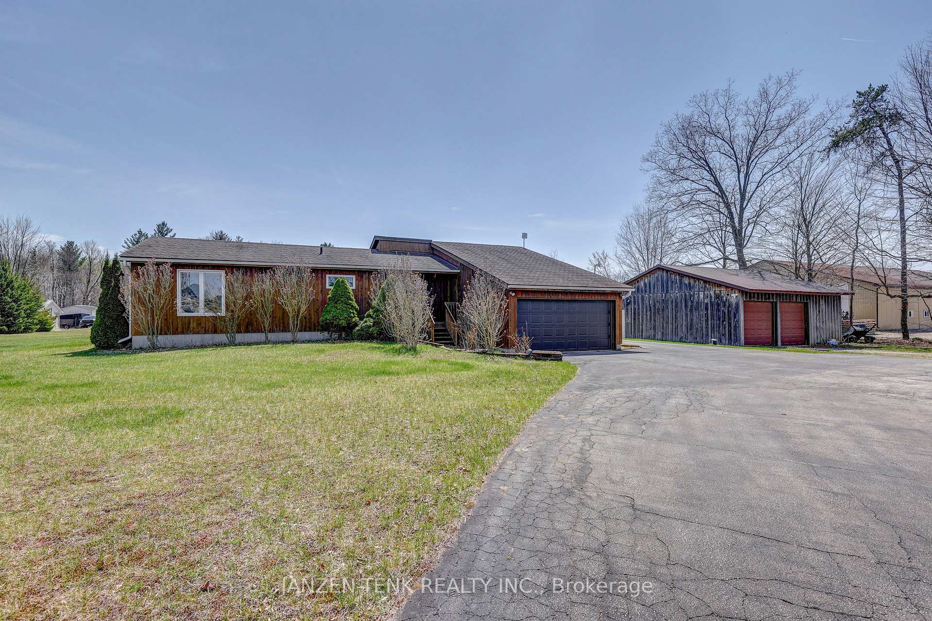 Photo 2 of 56729 Eden Line, Bayham, Eden — HOMEH
