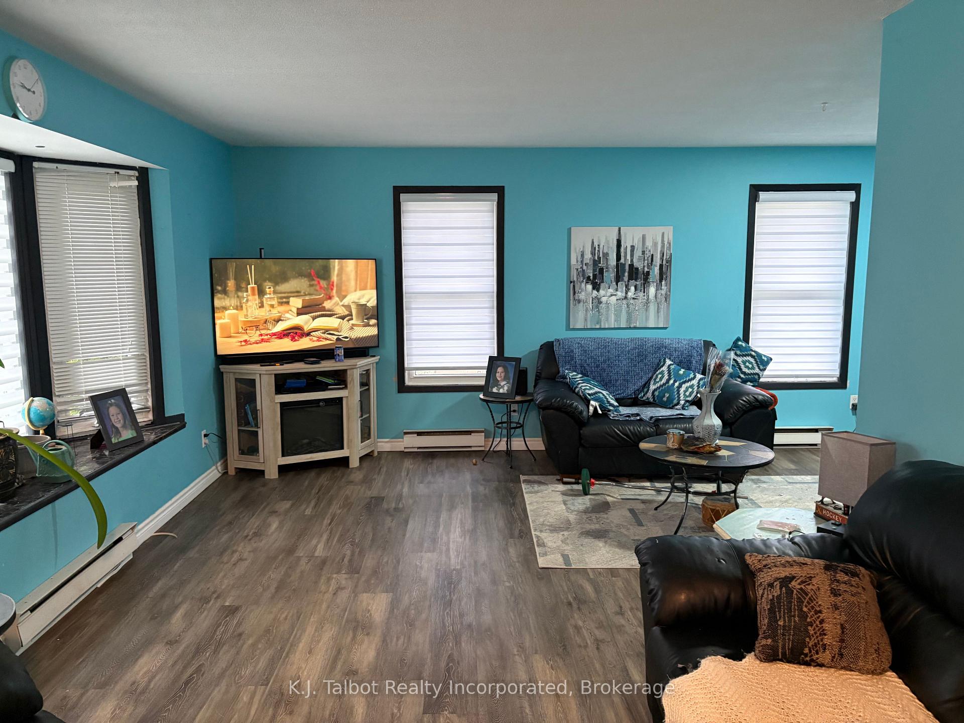 Photo 2 of 23 Cobourg Street, West Perth, Mitchell — HOMEH