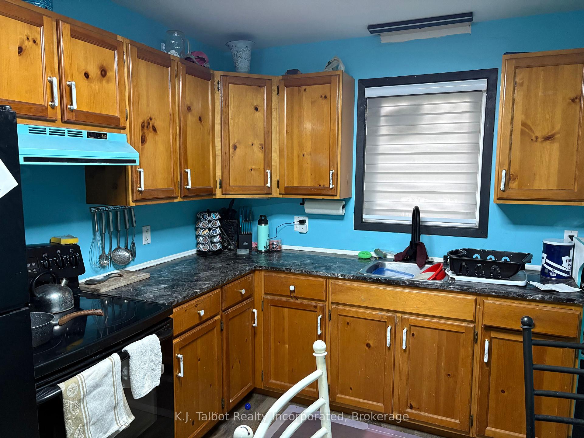 Photo 5 of 23 Cobourg Street, West Perth, Mitchell — HOMEH