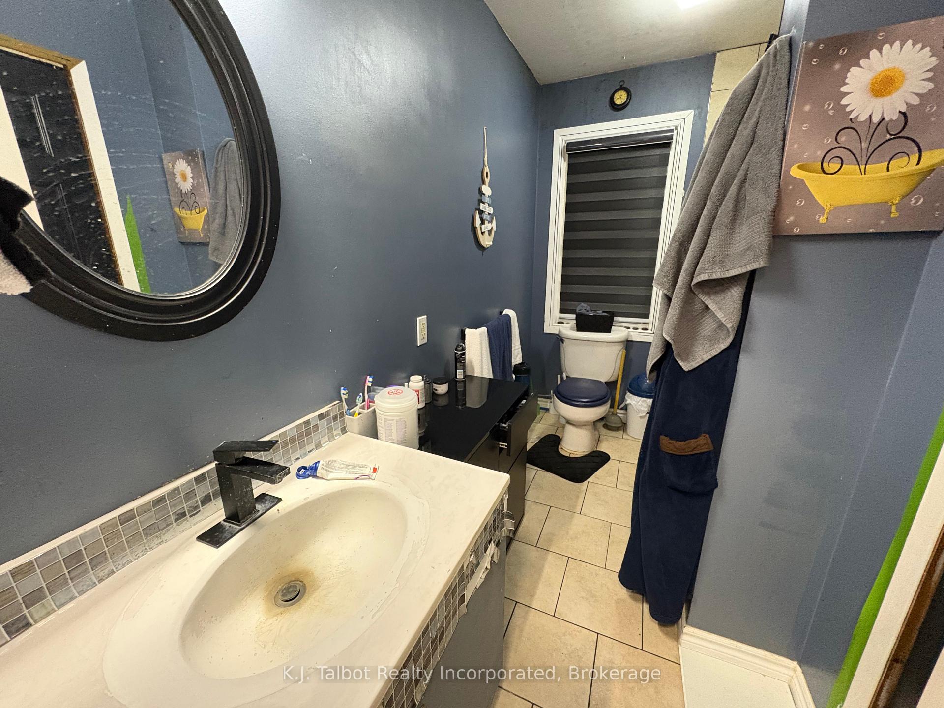 Photo 9 of 23 Cobourg Street, West Perth, Mitchell — HOMEH