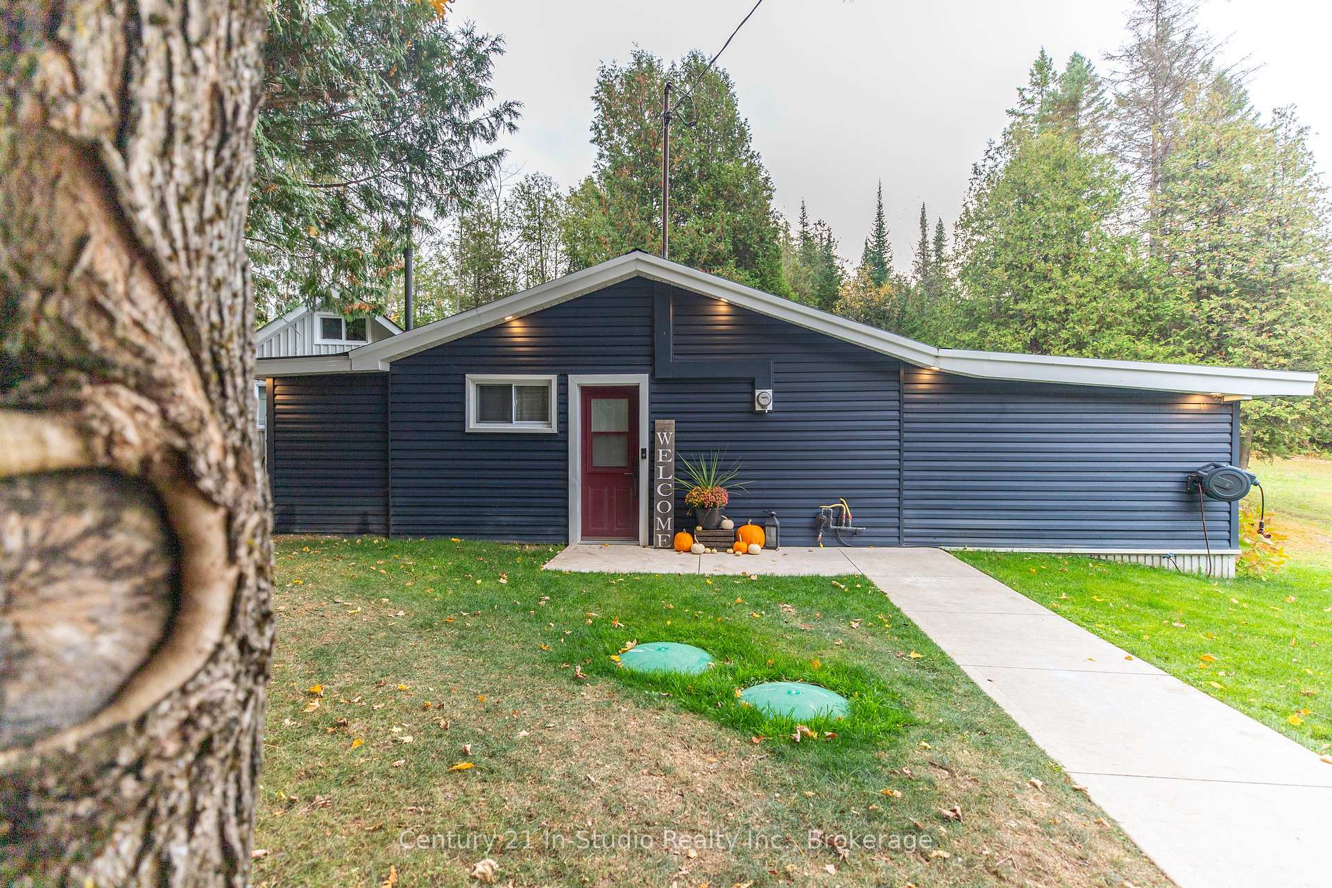 Photo 2 of 574251 Sideroad 40, West Grey — HOMEH